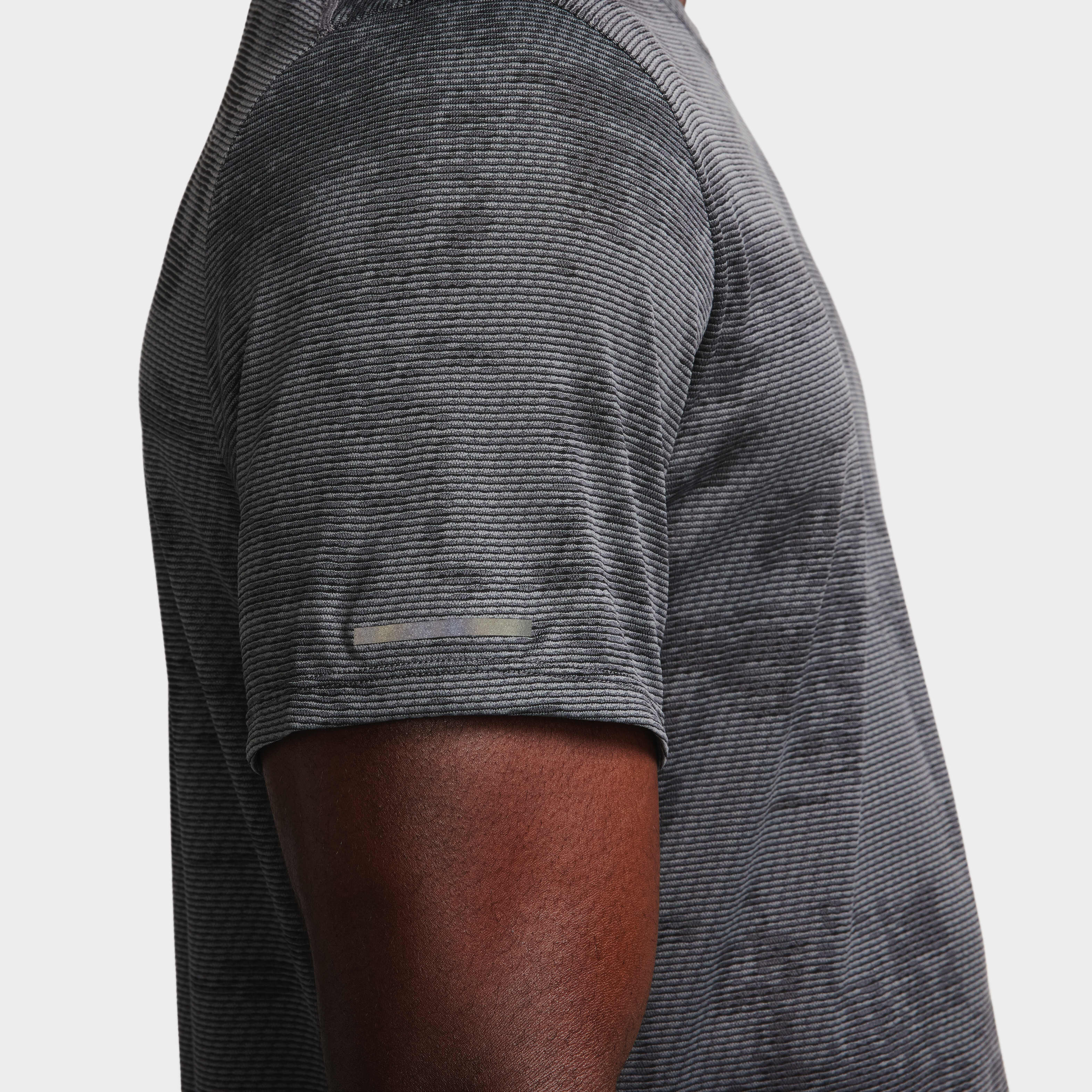 Nike Running Division image number 3