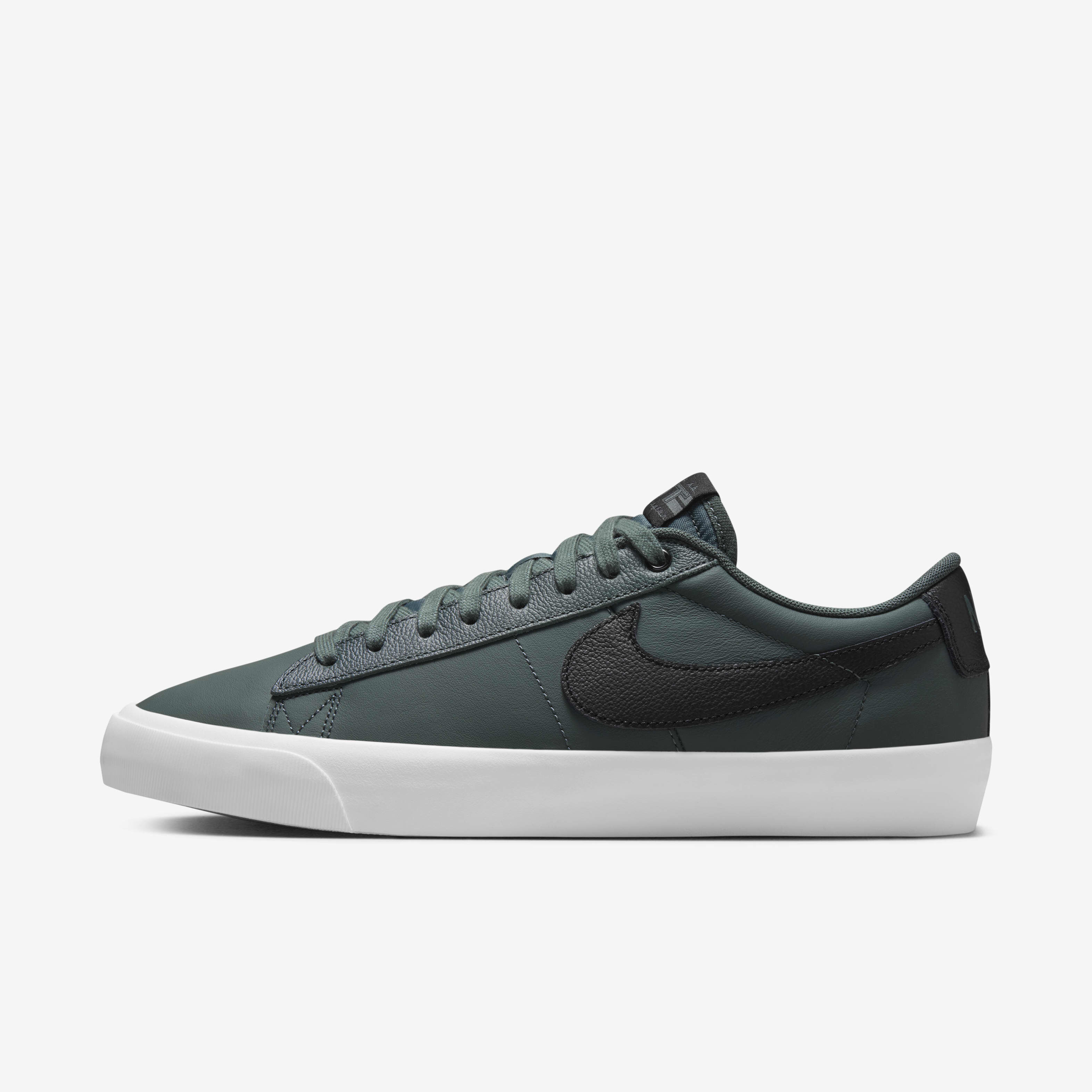 Nike cortez price in dubai outlet