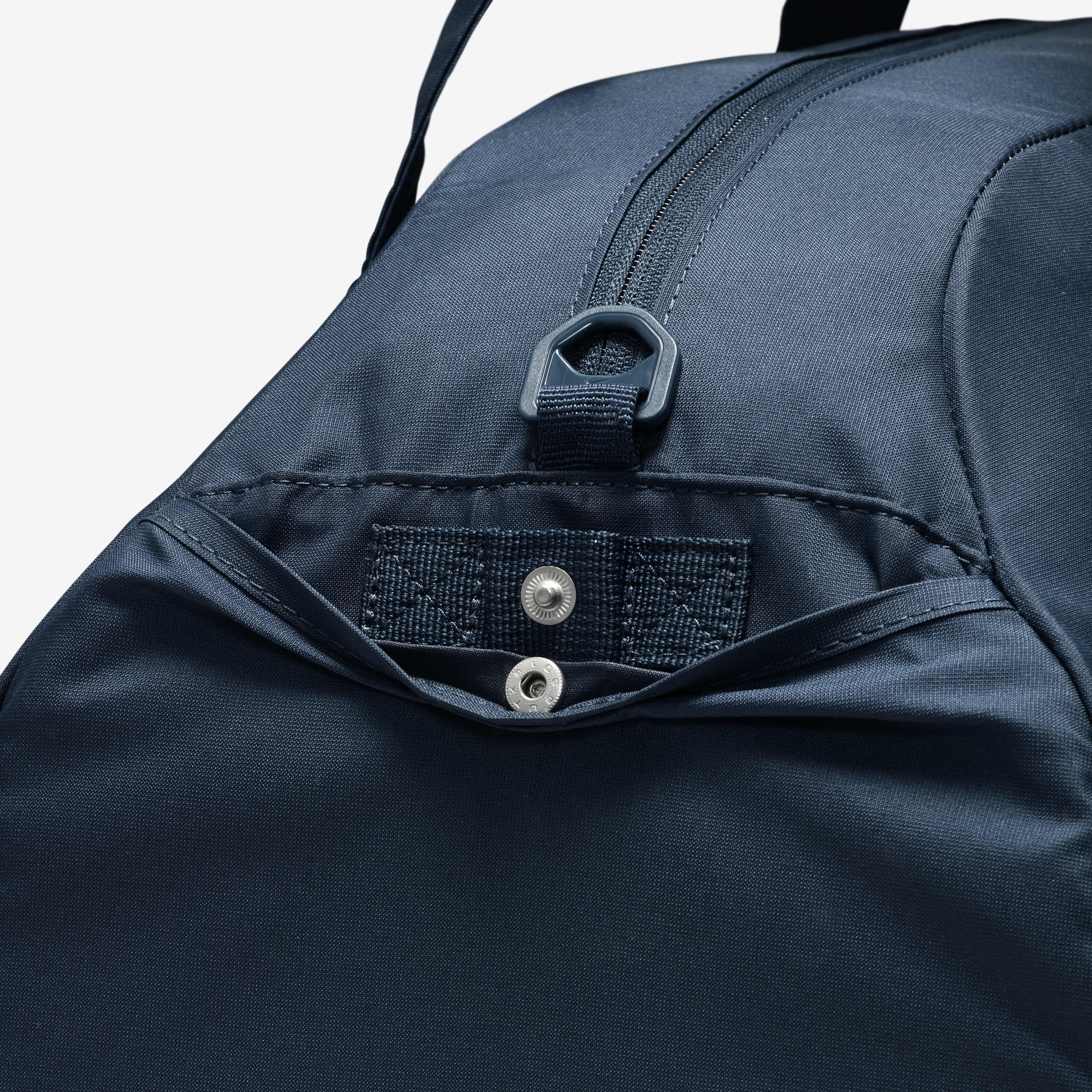 نايكي جيم كلوب image number 7