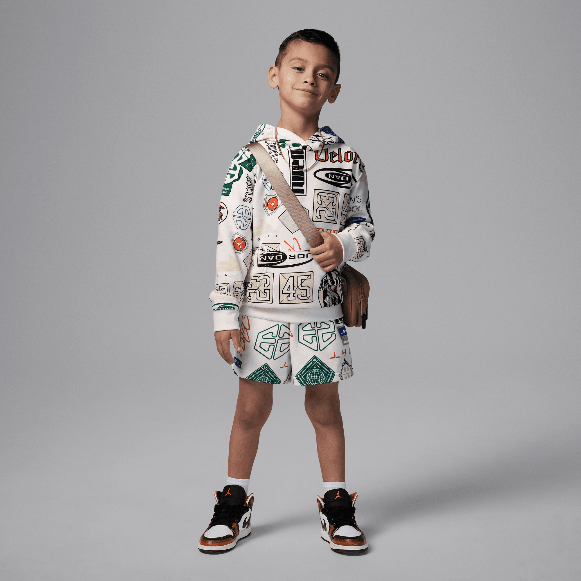 Jordan Essentials image number 3