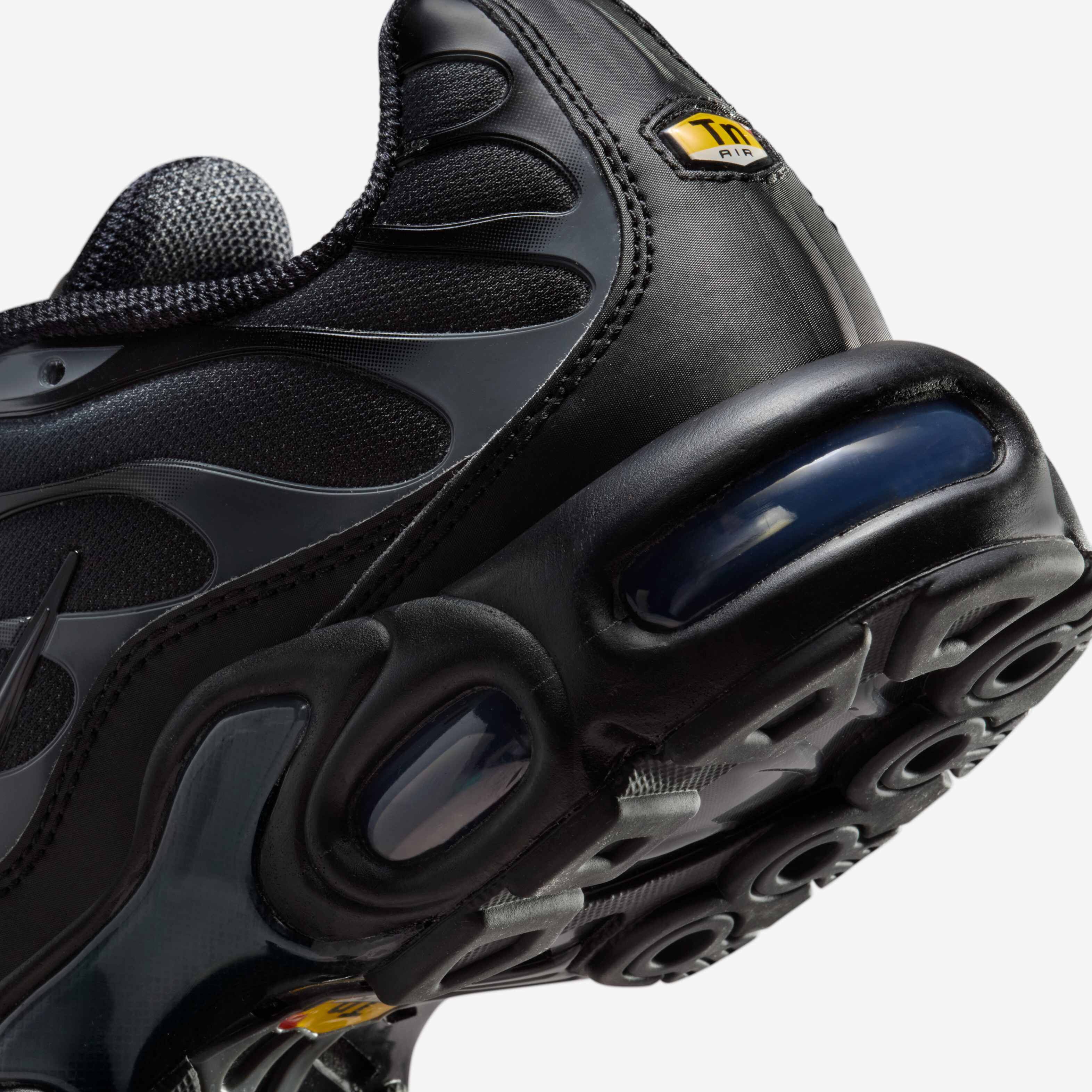 Nike Air Max Plus image number 7