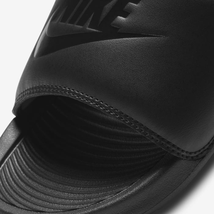 Nike Victori One image number 5 Nike Victori One image number 5