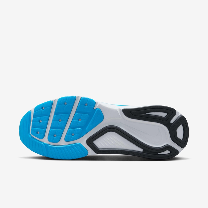 Nike Structure 26 image number 1 Nike Structure 26 image number 1