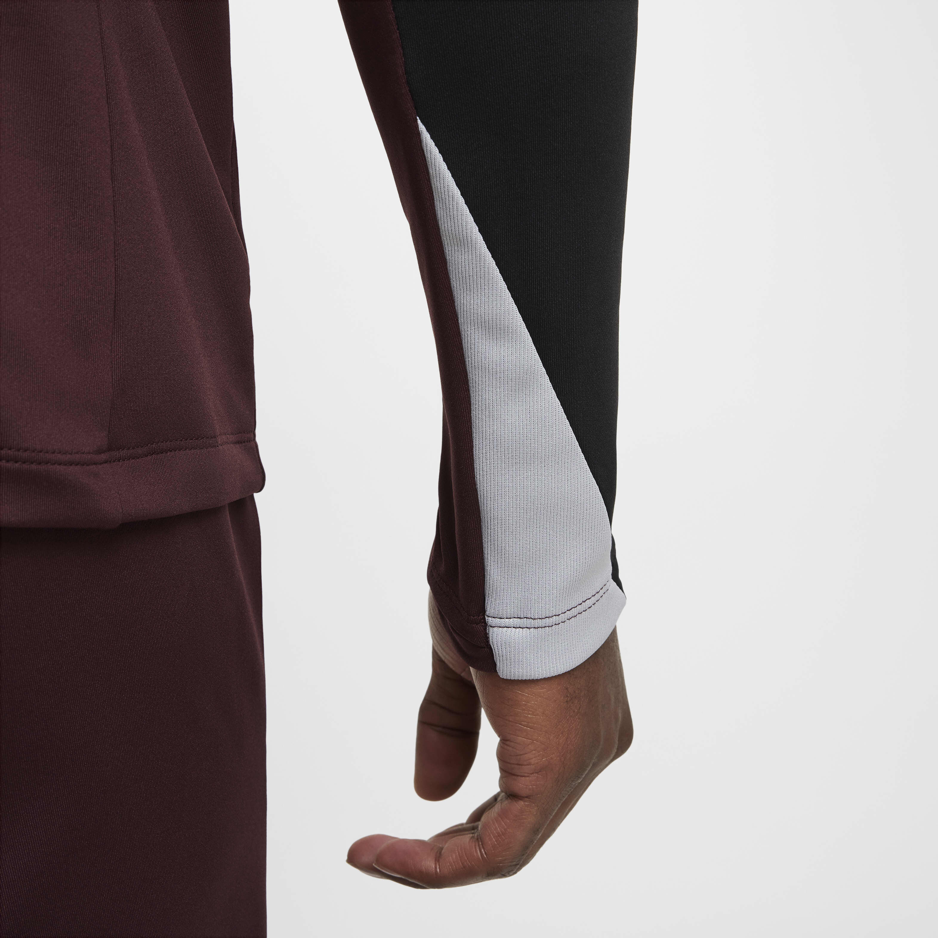 Nike Strike image number 5