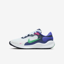 Nike Revolution 7