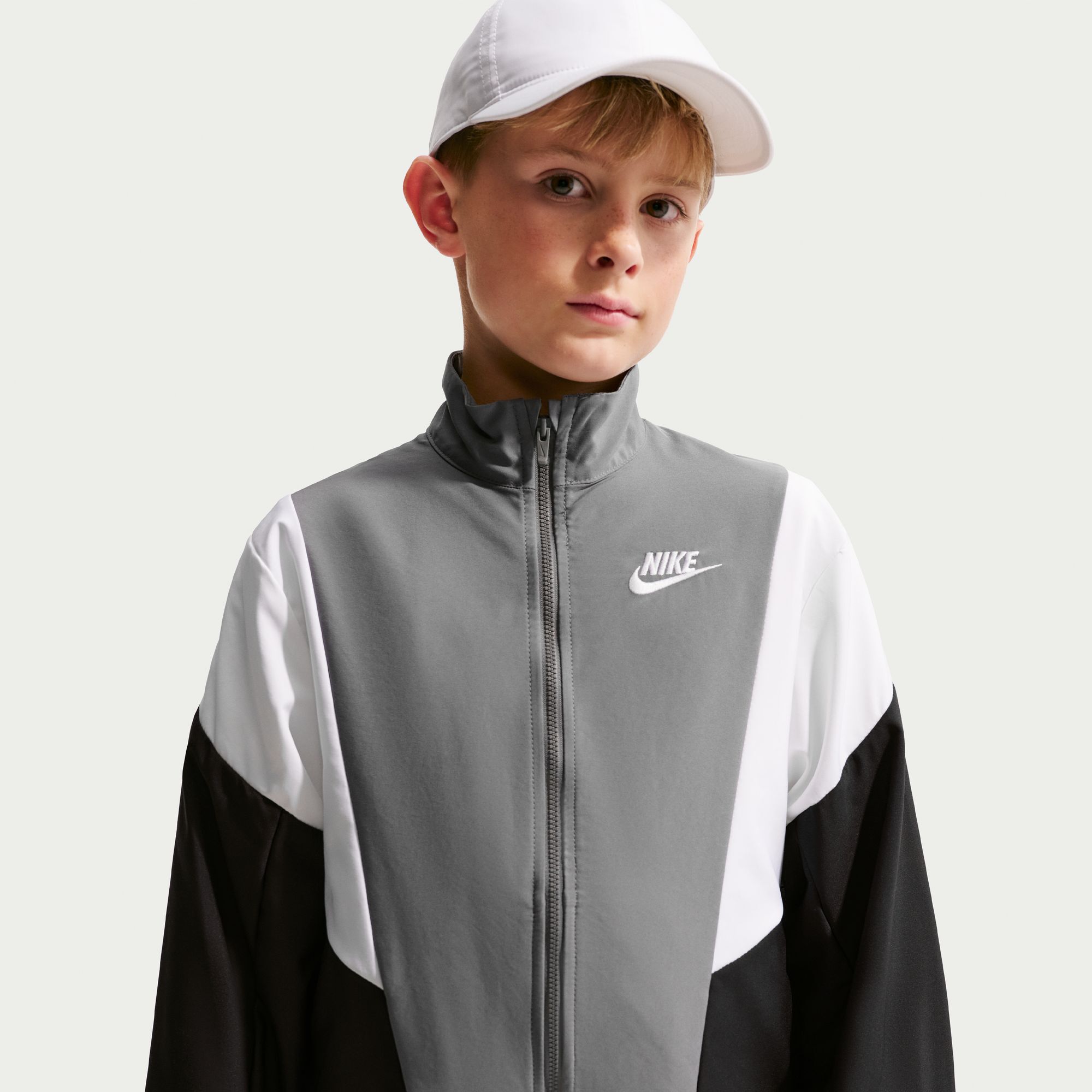 Nike Sportswear image number 2