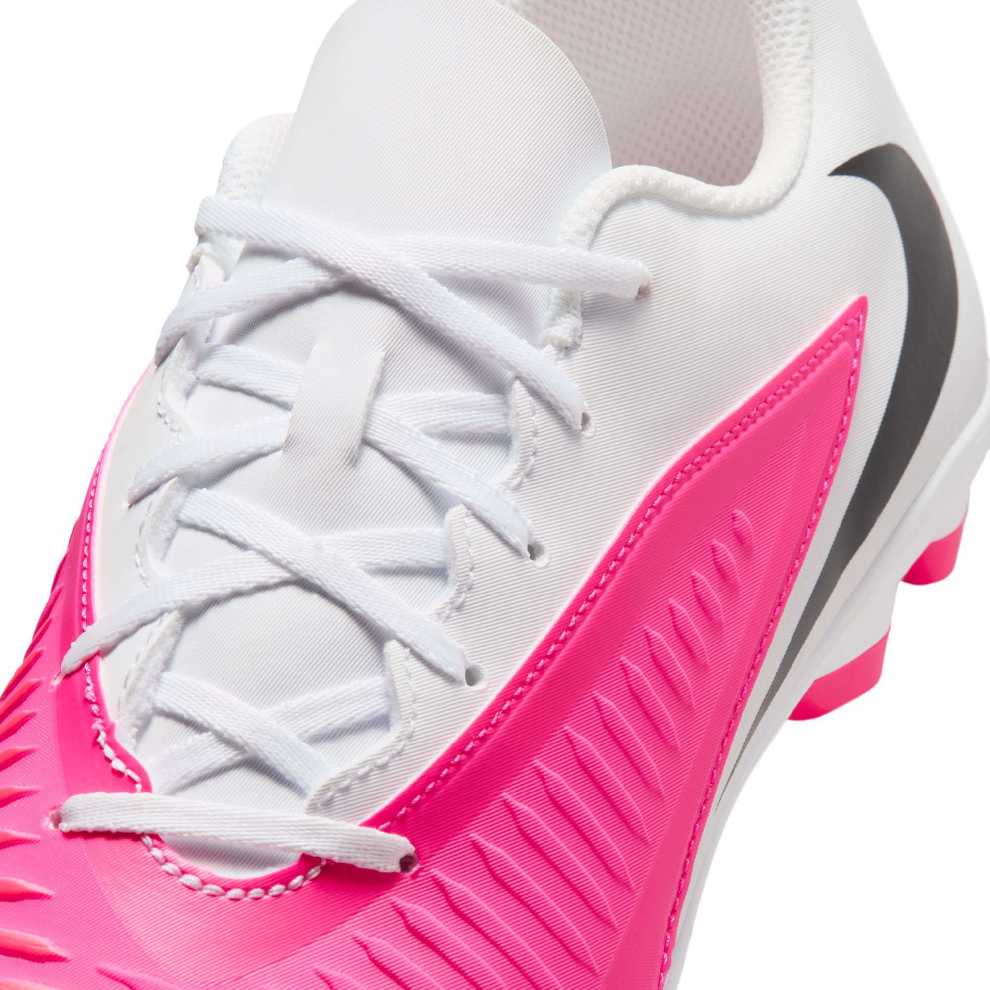 Nike Phantom 6 Low Club image number 9