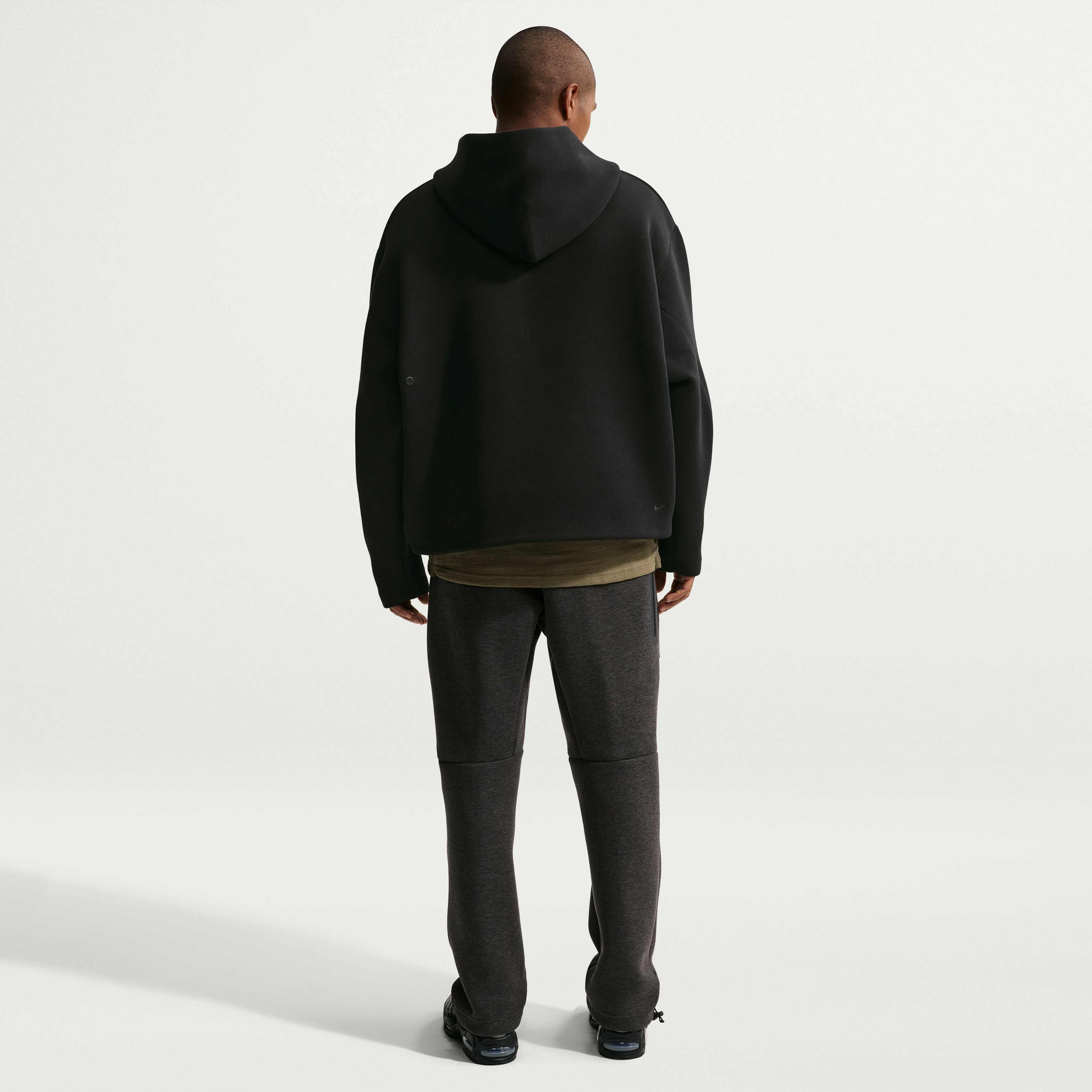 Nike Tech image number 4