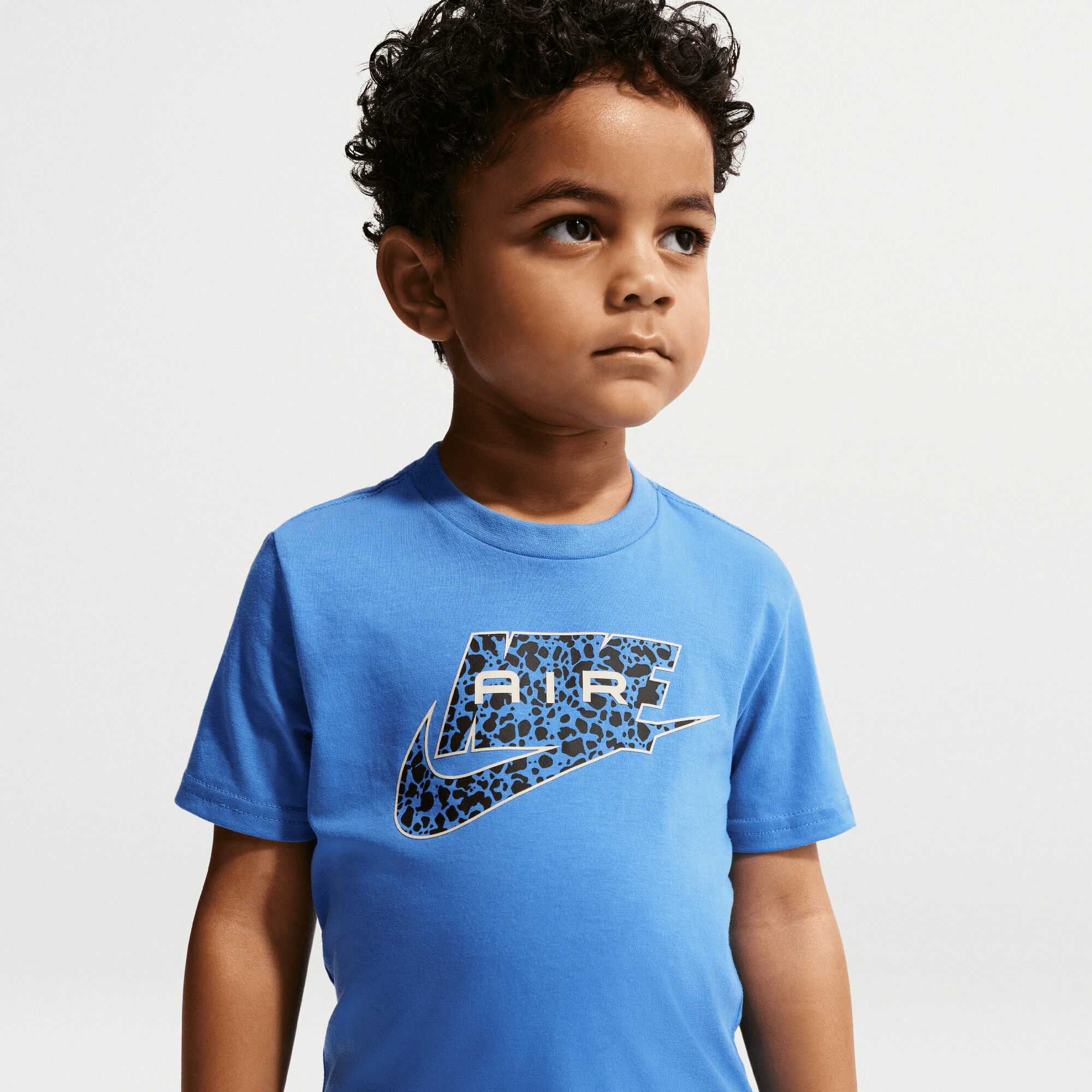 Nike image number 2
