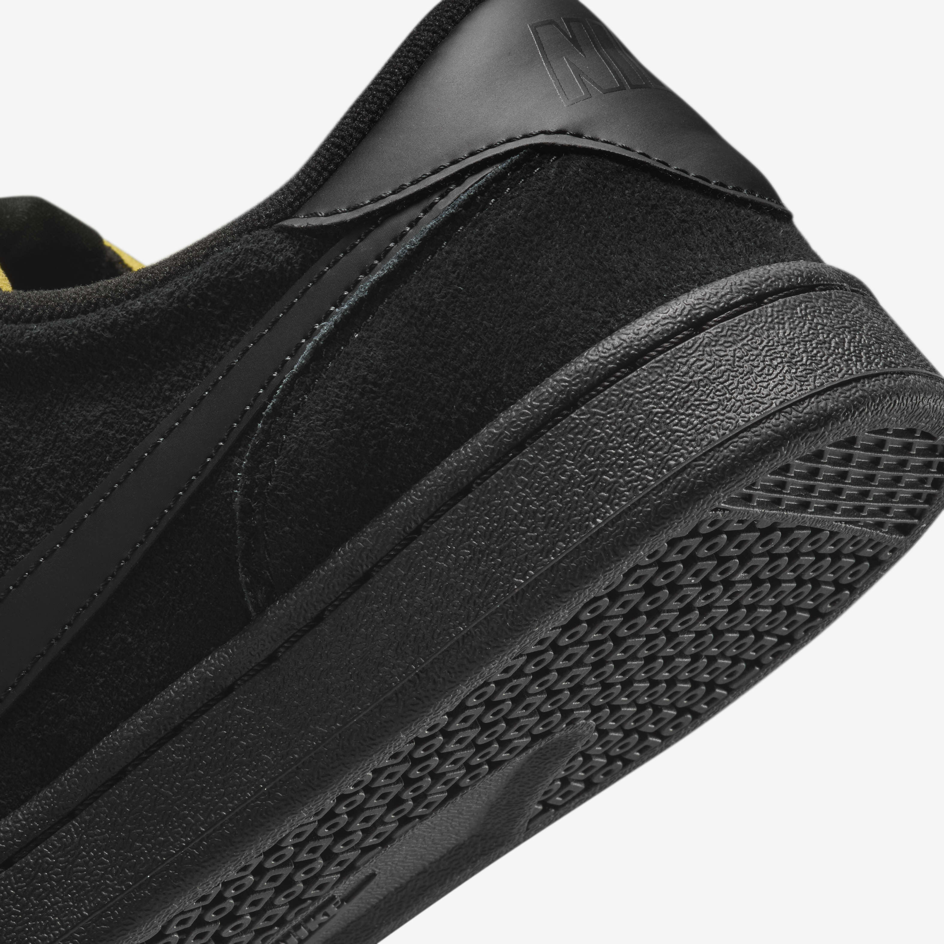 Nike men's sb fc classic skate shoe store