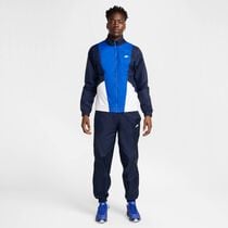 Nike Club