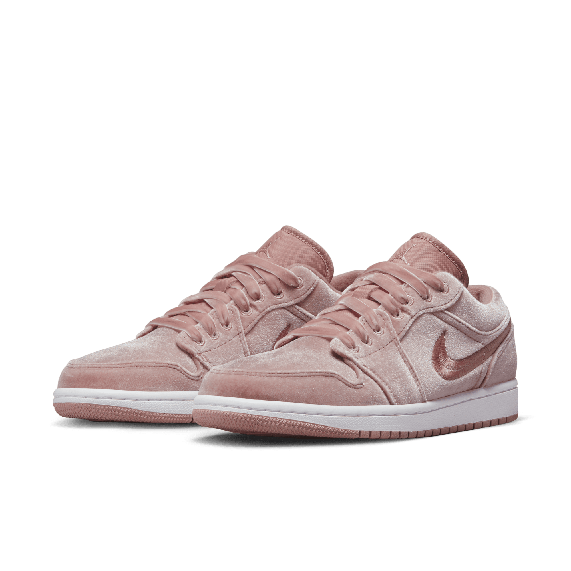Shop Air Jordan 1 Low SE Women s Shoes Nike UAE
