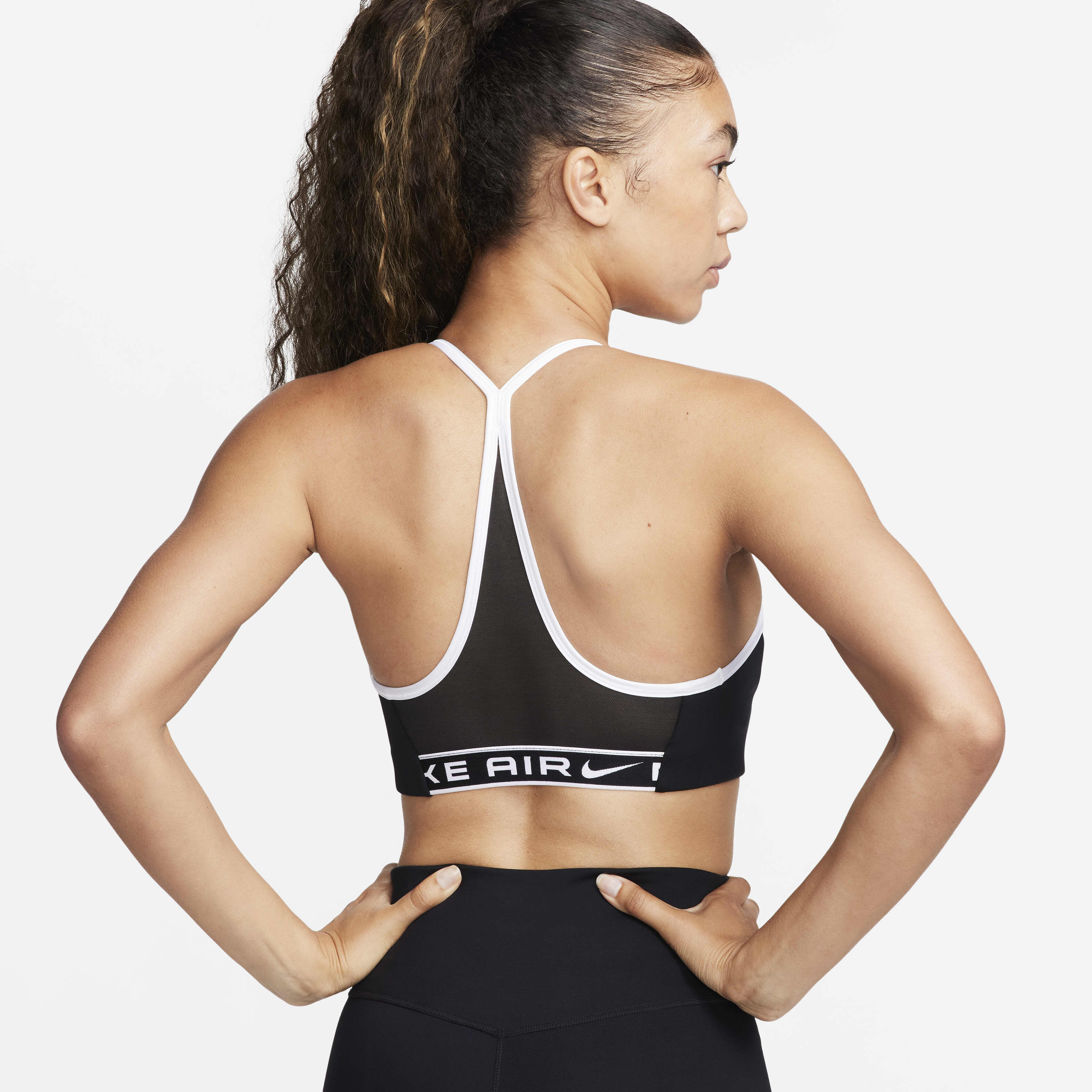 Nike Air Indy High-Neck image number 1