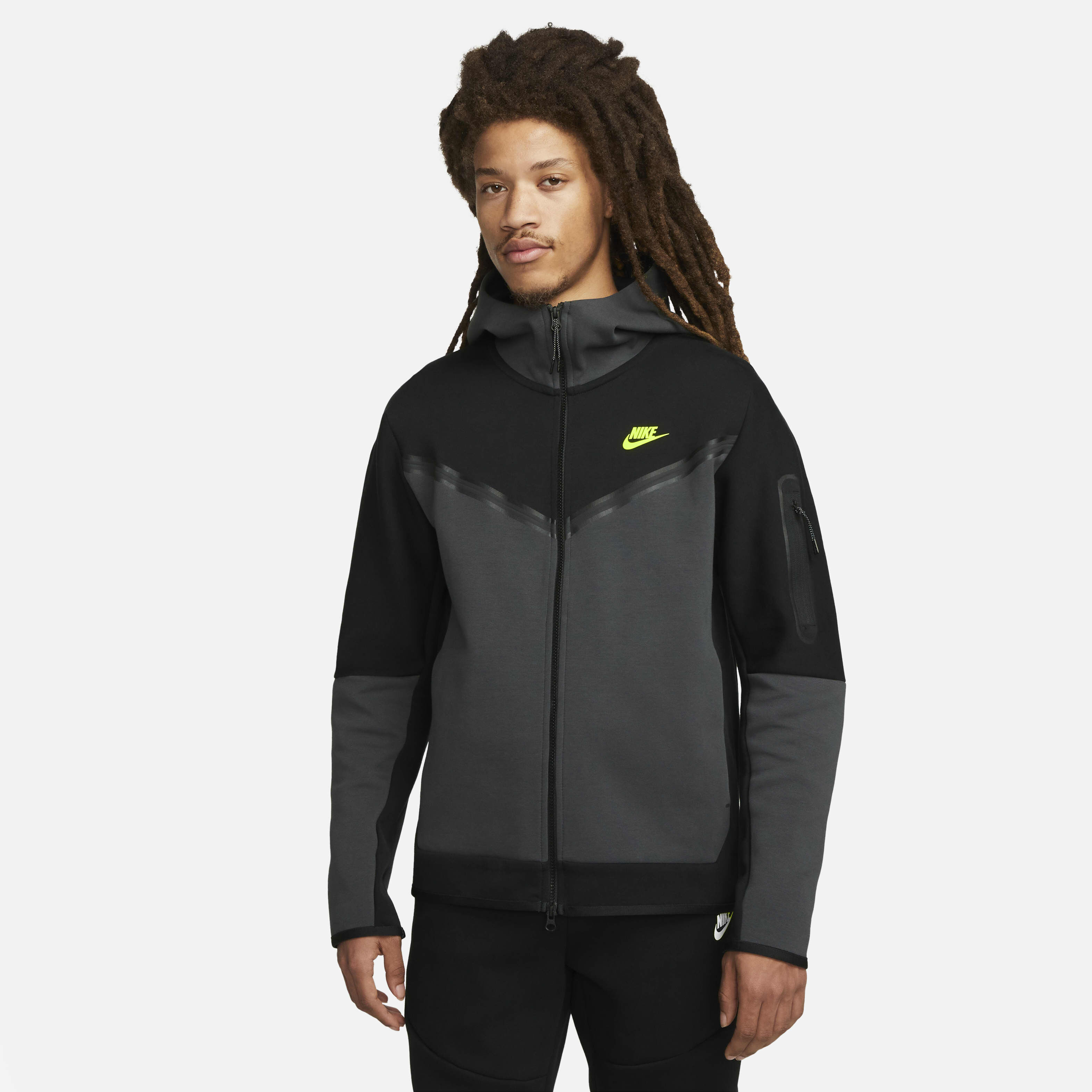 Nike Sportswear Tech Fleece image number 0