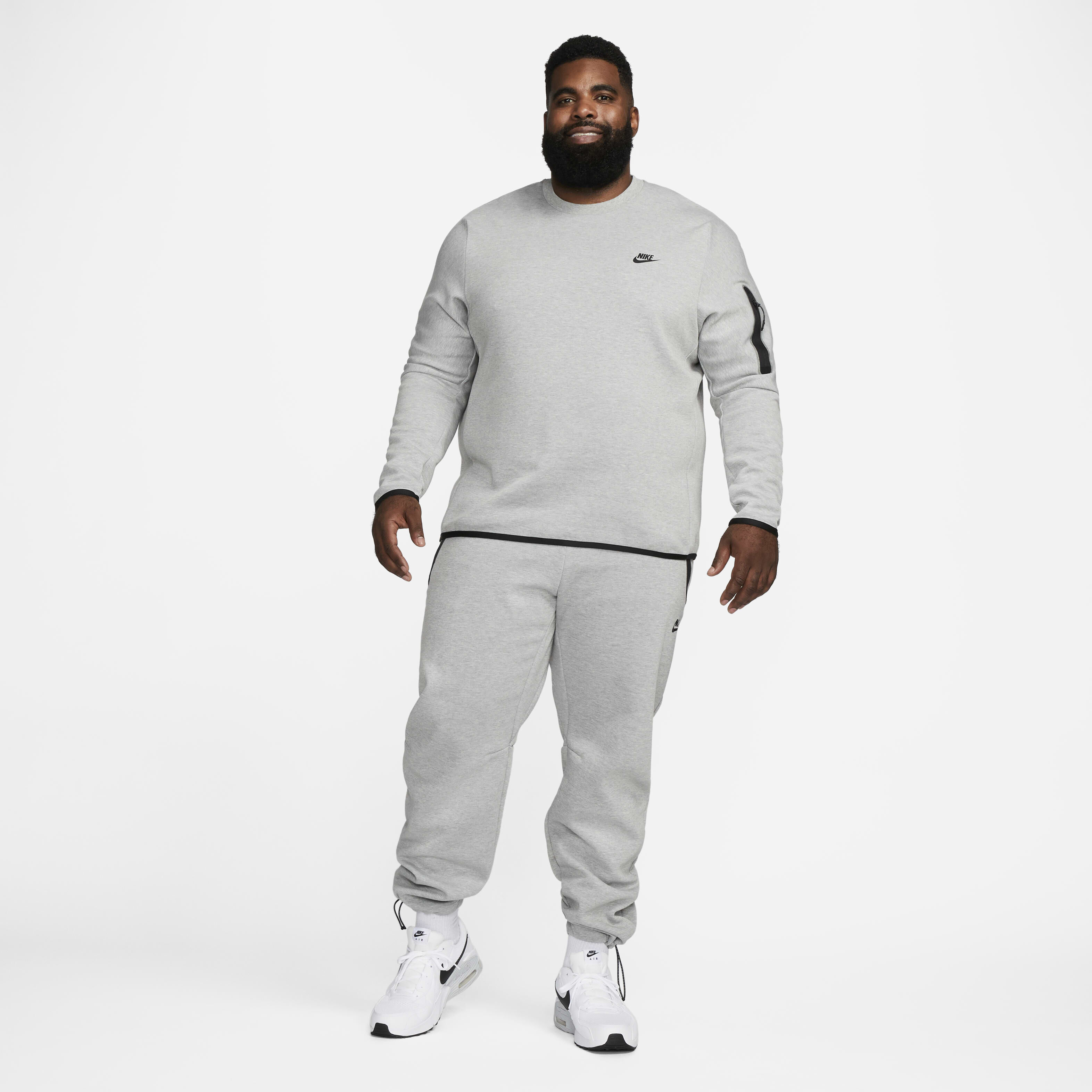 Nike Sportswear Tech Fleece image number 9