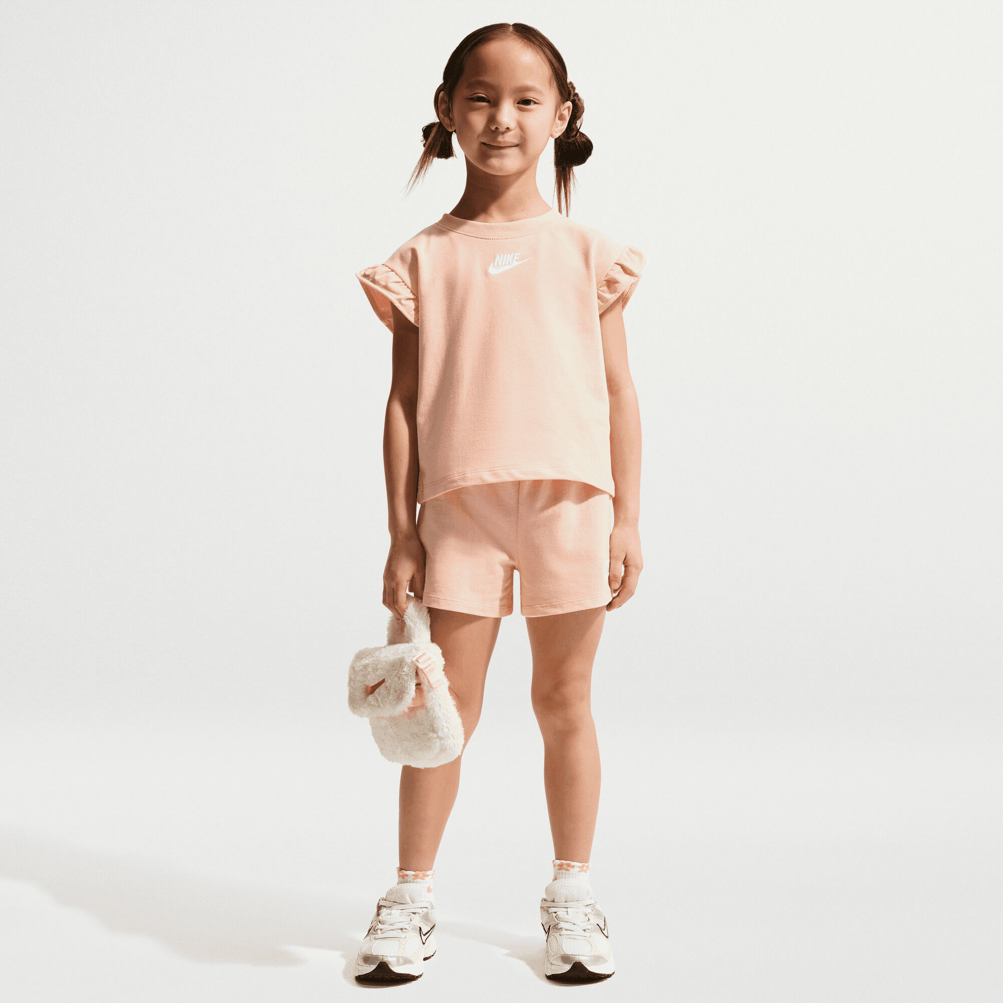 Nike image number 0
