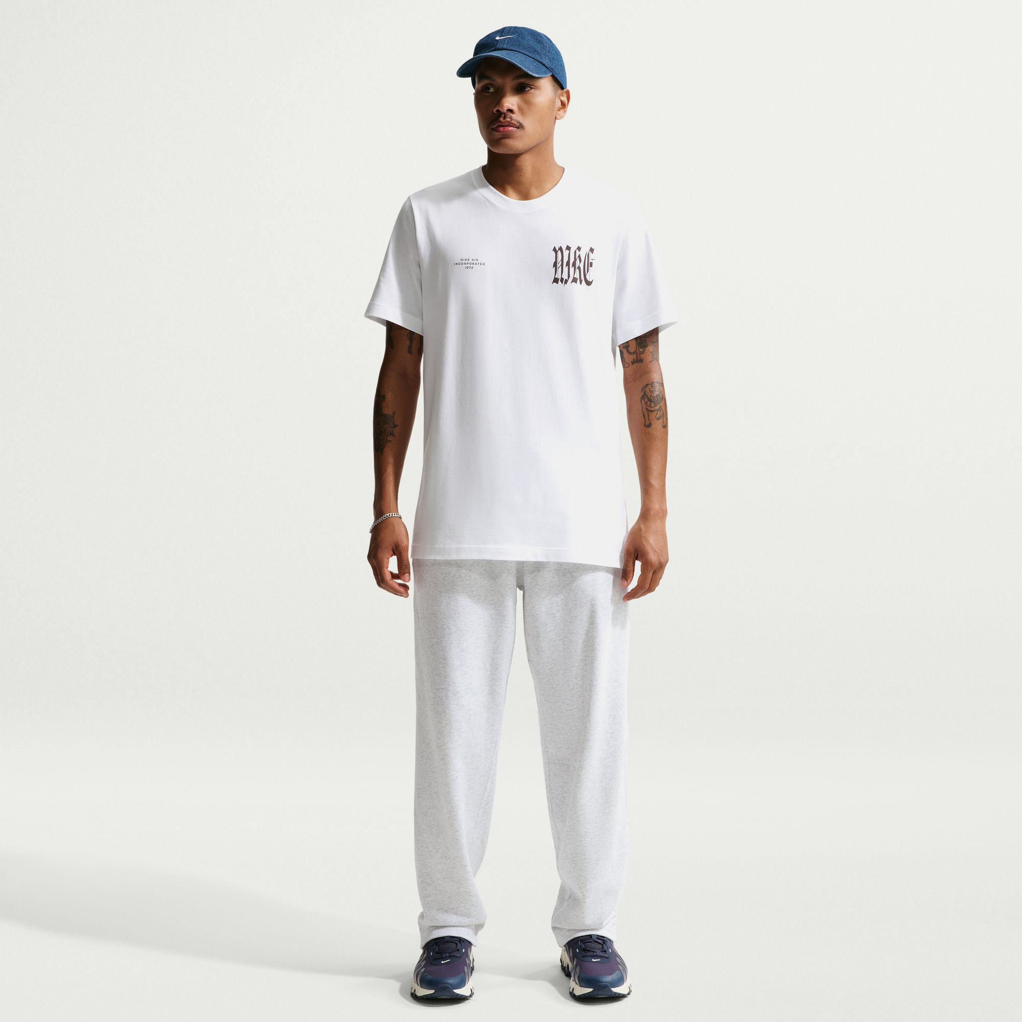 Nike Sportswear image number 0