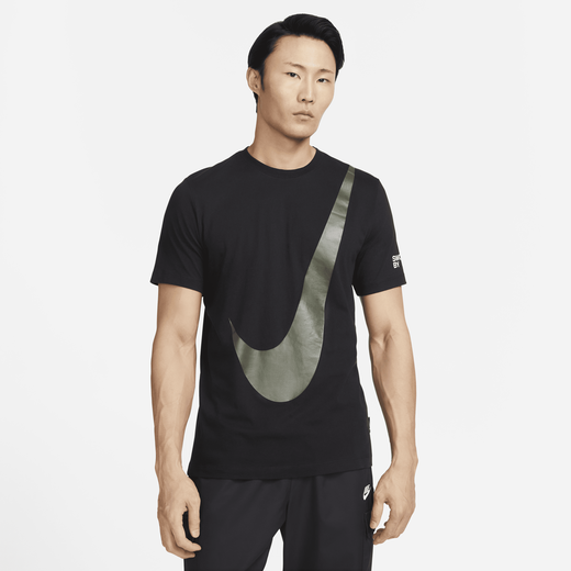 Nike t shirt hot sale clearance