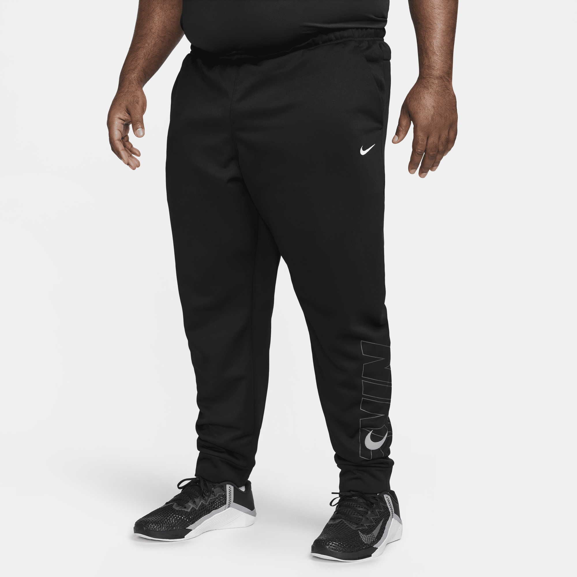 Nike sales tapered pants