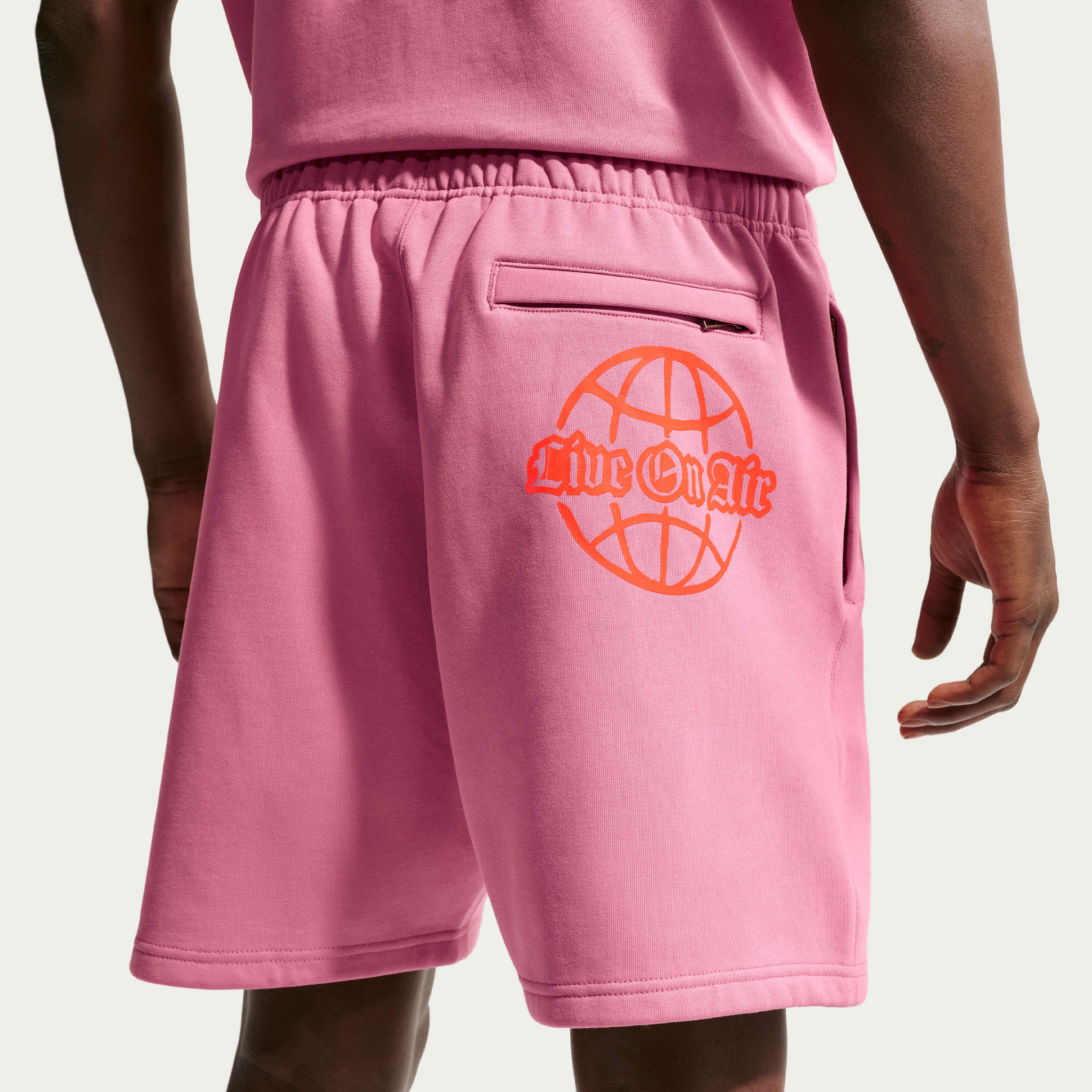 نايكي سولو سووش image number 2