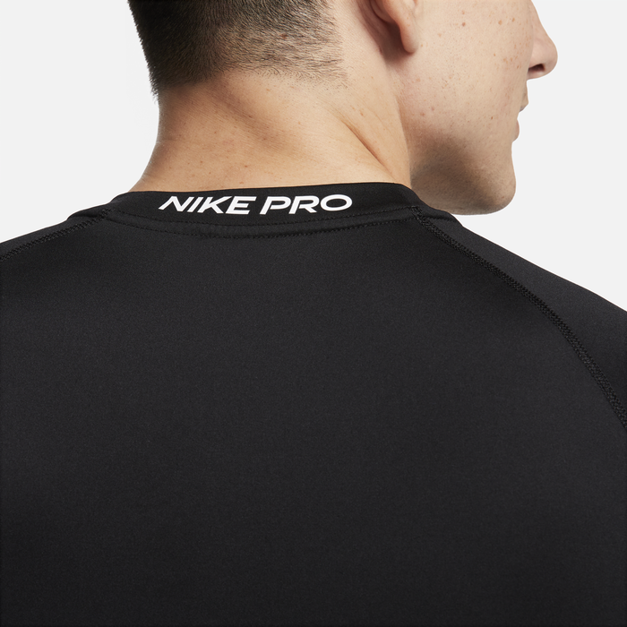 Nike Pro