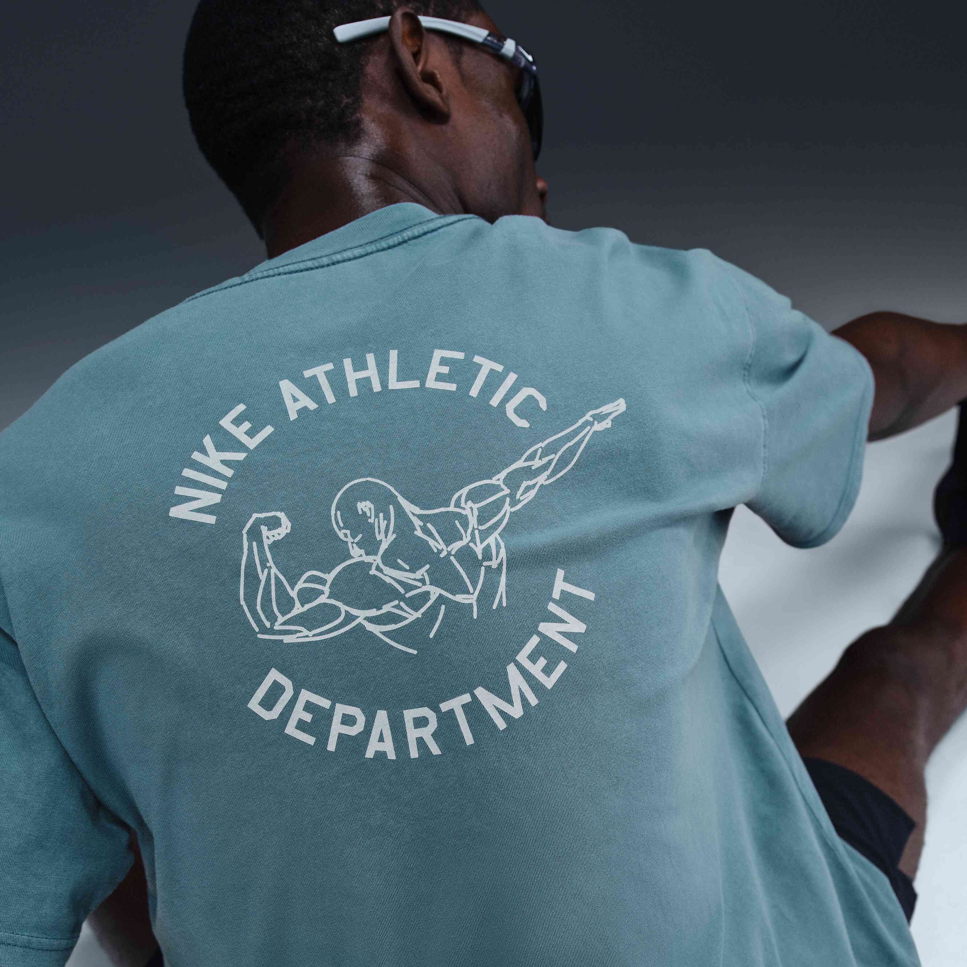 Buy Nike Men's Max90 Fitness T-Shirt - Smoky Blue | Nike UAE