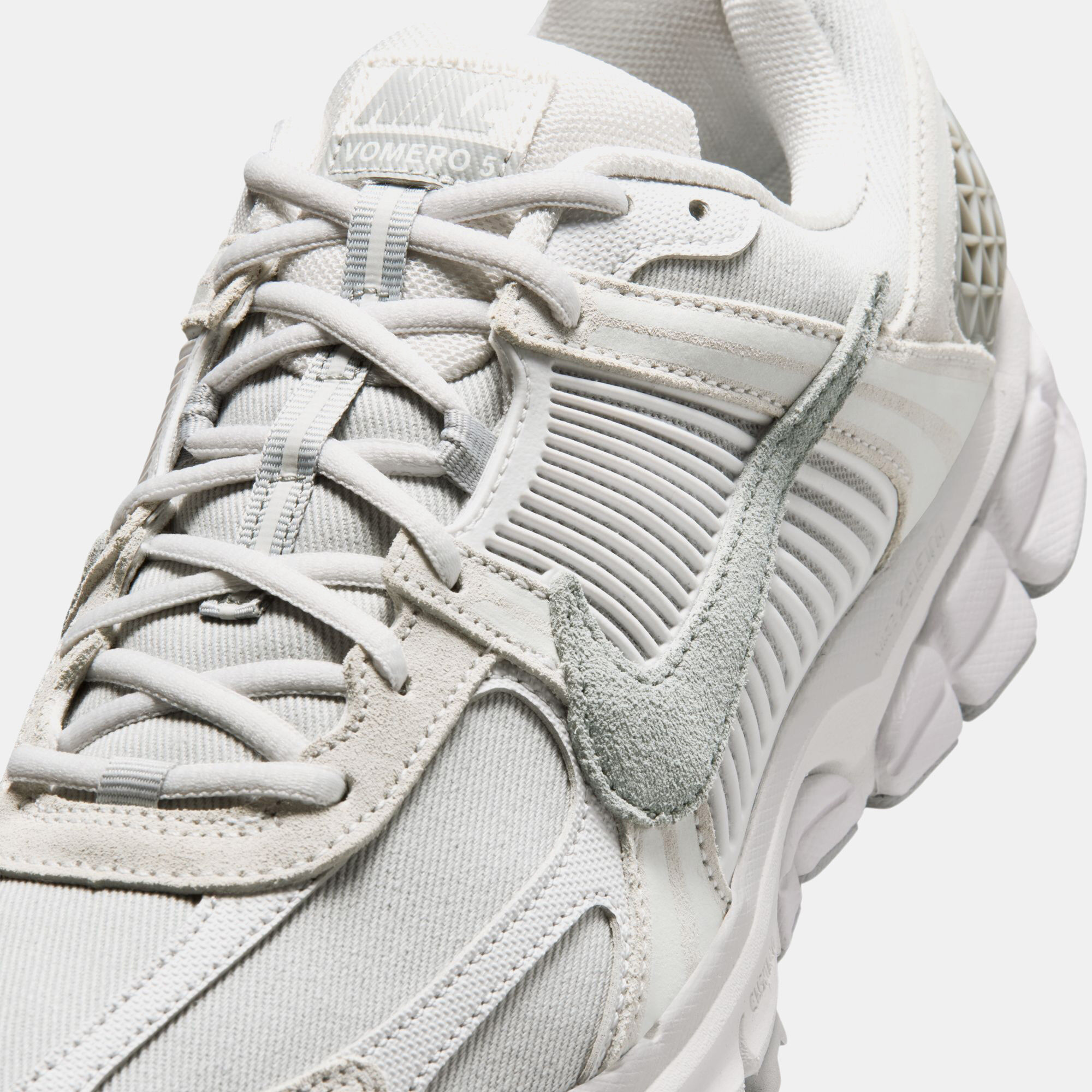 Nike Zoom Vomero 5 SE image number 10