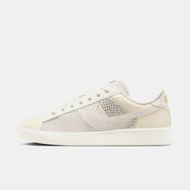 Nike Tennis Classic