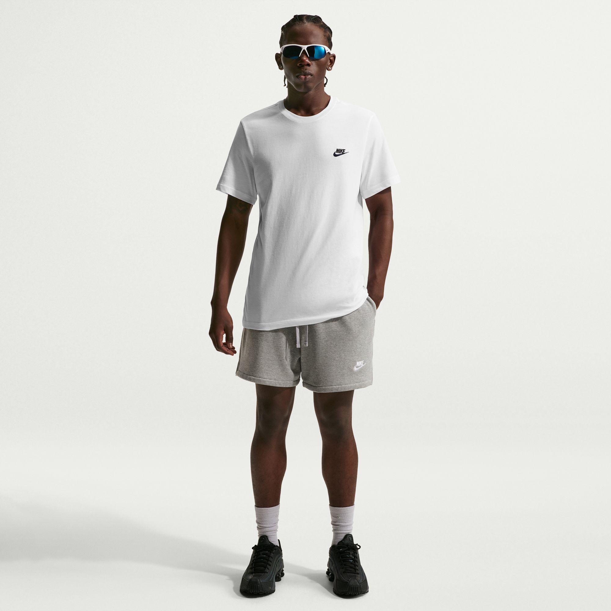 Nike Sportswear Club image number 0