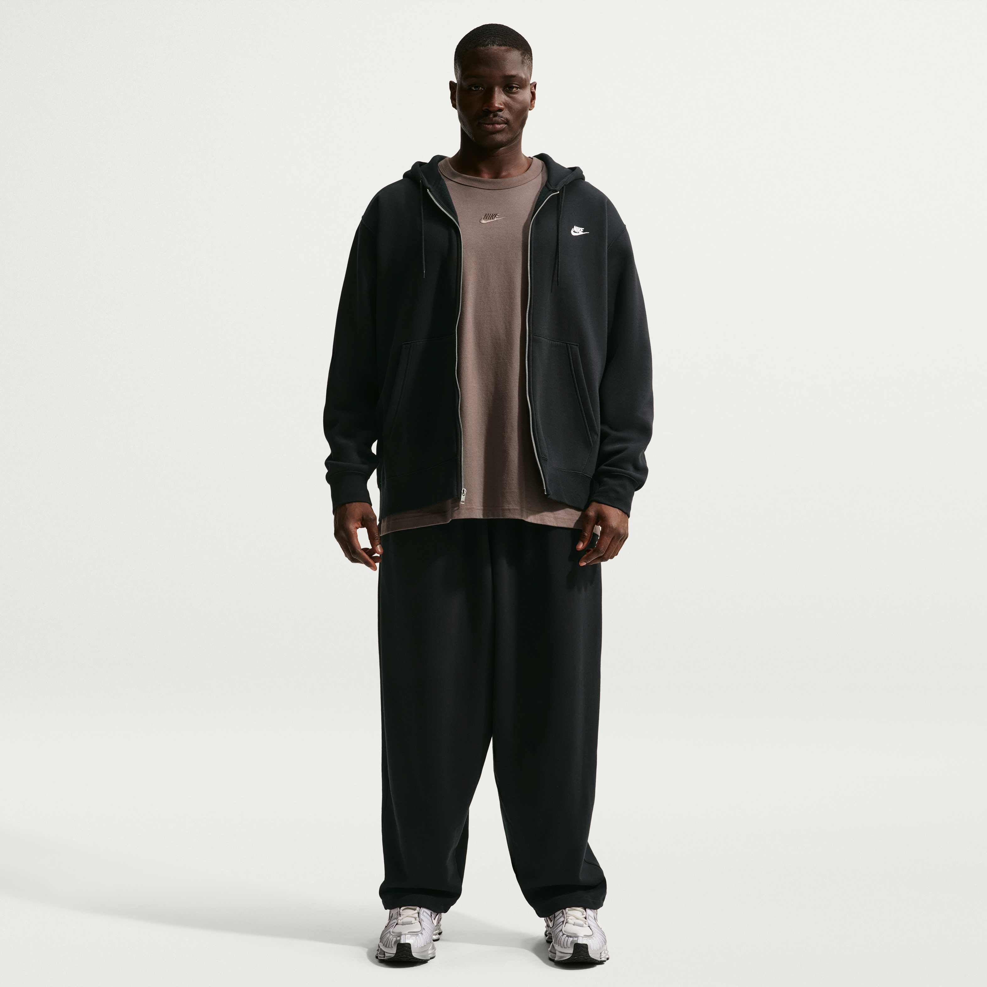 Nike Sportswear Club image number 6