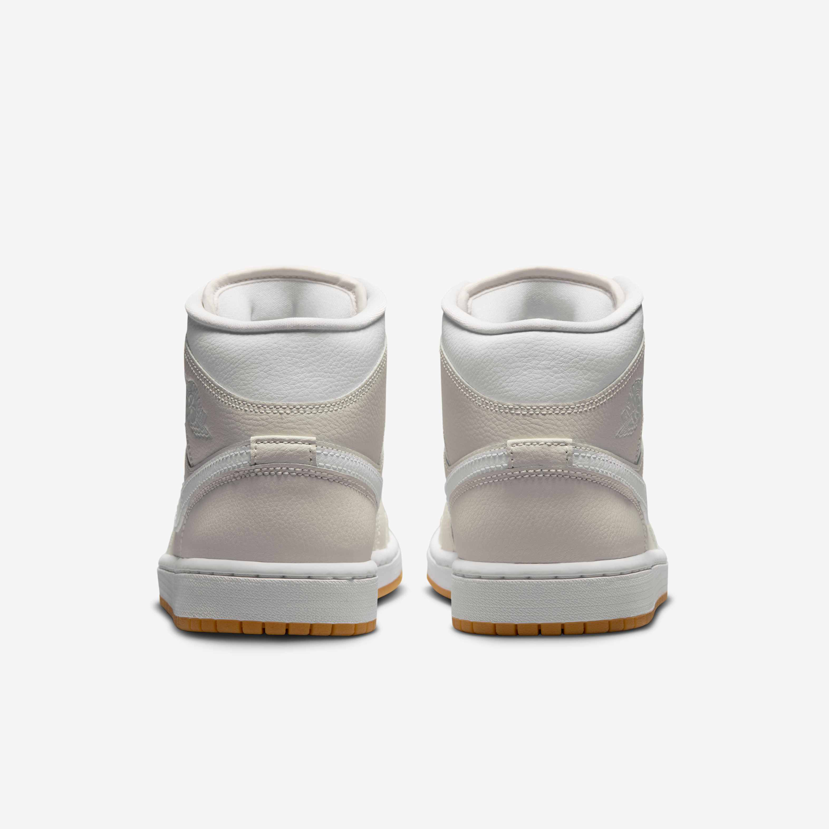 Air Jordan 1 Mid image number 5