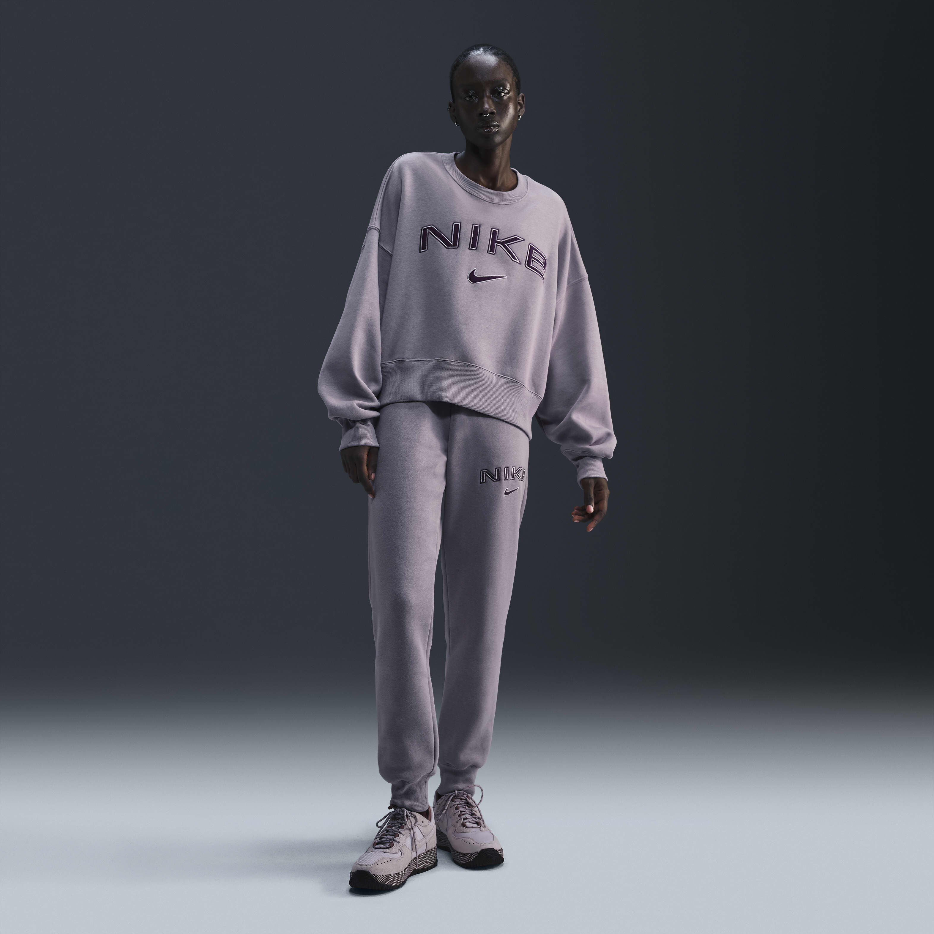 نايكي سبورتسوير فينكس فليس image number 3