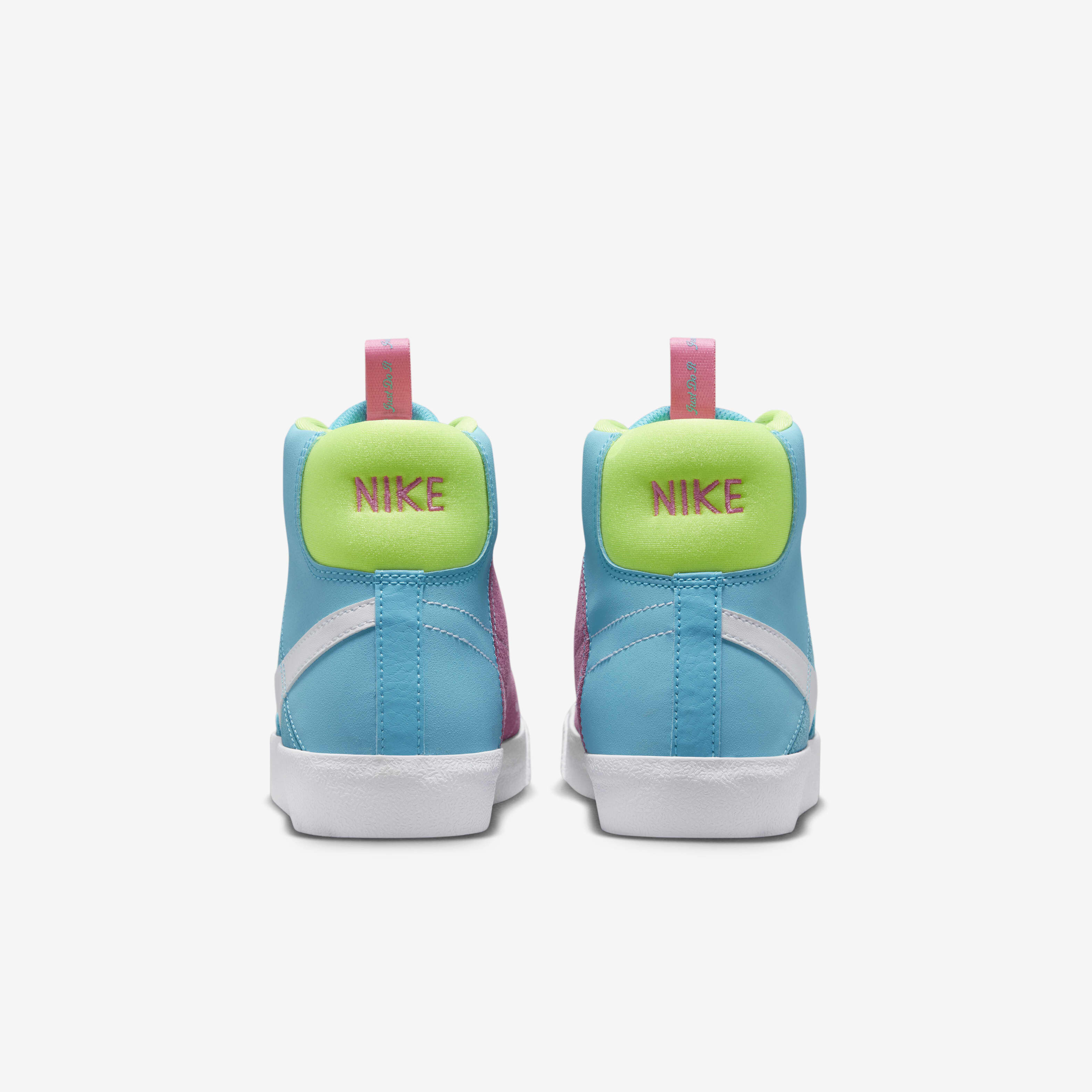 Nike Blazer Mid '77 Dance image number 5