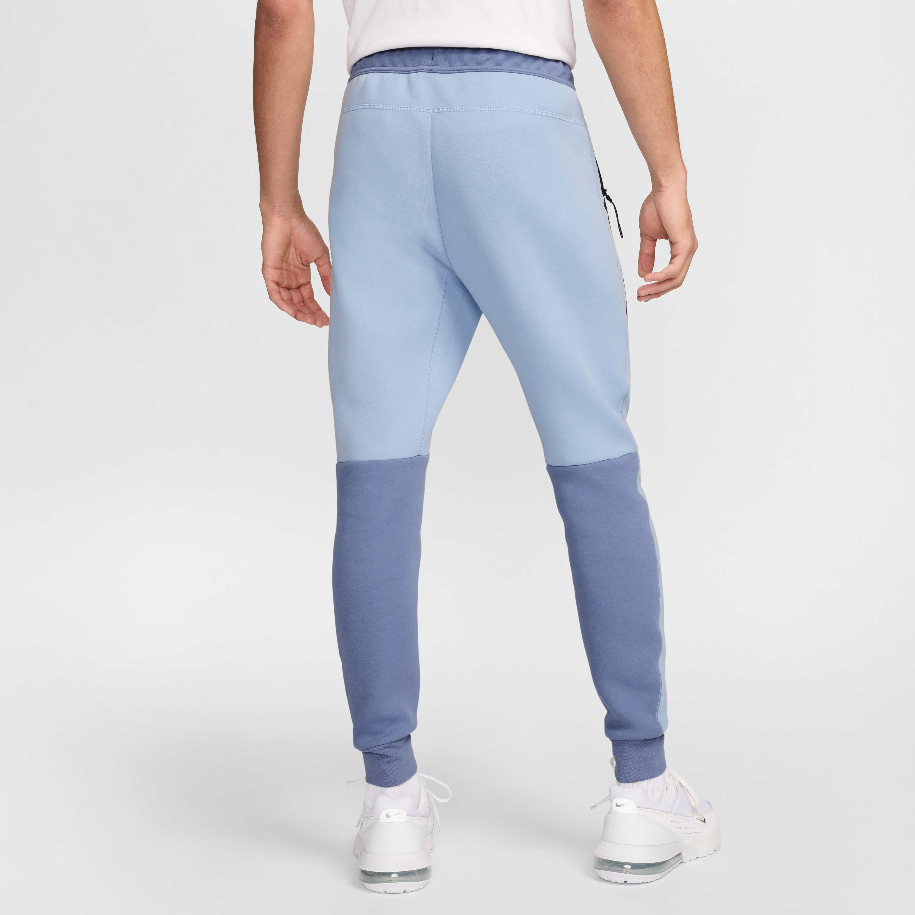 نايكي سبورتسوير تك فليس image number 1