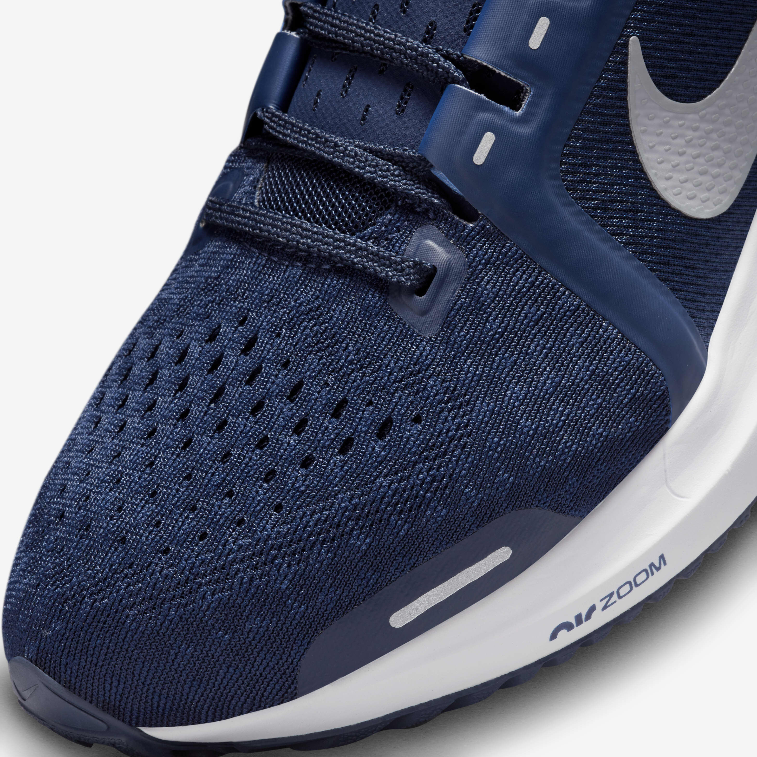 Buy Nike Vomero 16 Men s Road Running Shoes Midnight Navy White Black Wolf Grey Nike UAE Official