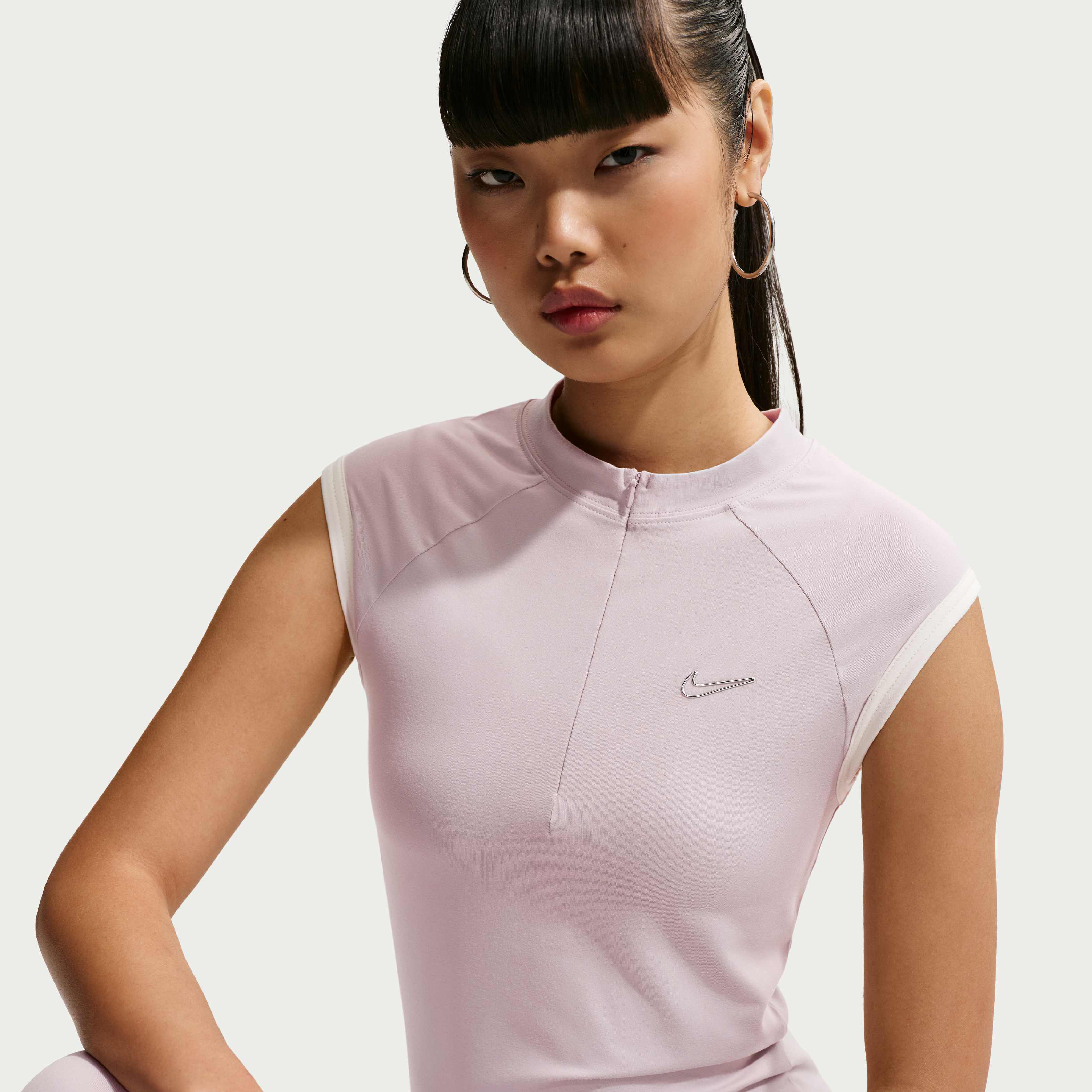 نايكي سبورتسوير image number 2