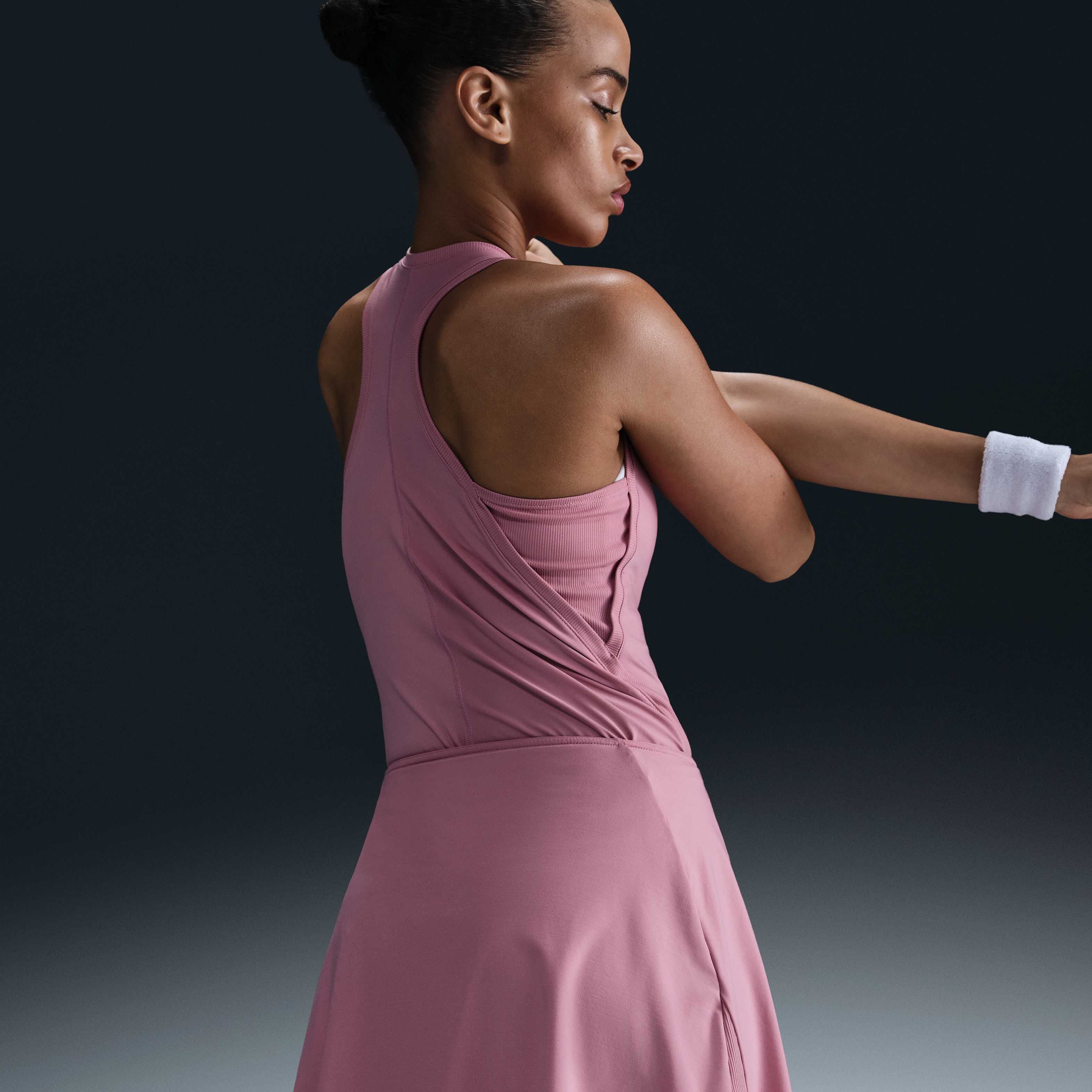 نايكي فيكتوري image number 2