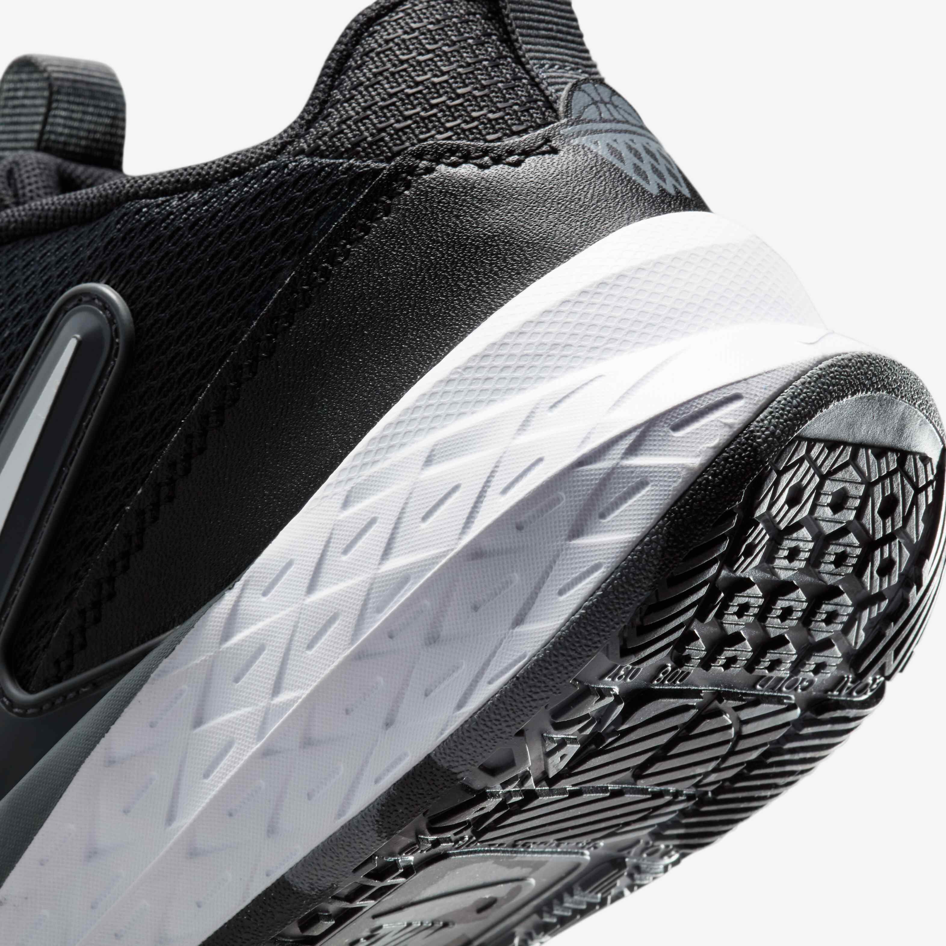 Nike Team Hustle D 12 image number 7