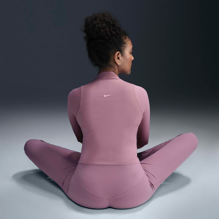 نايكي زينفي image number 4 نايكي زينفي image number 4