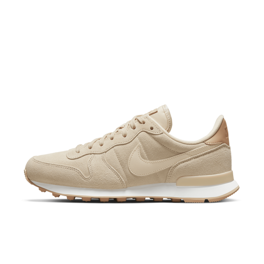 Nike Internationalist