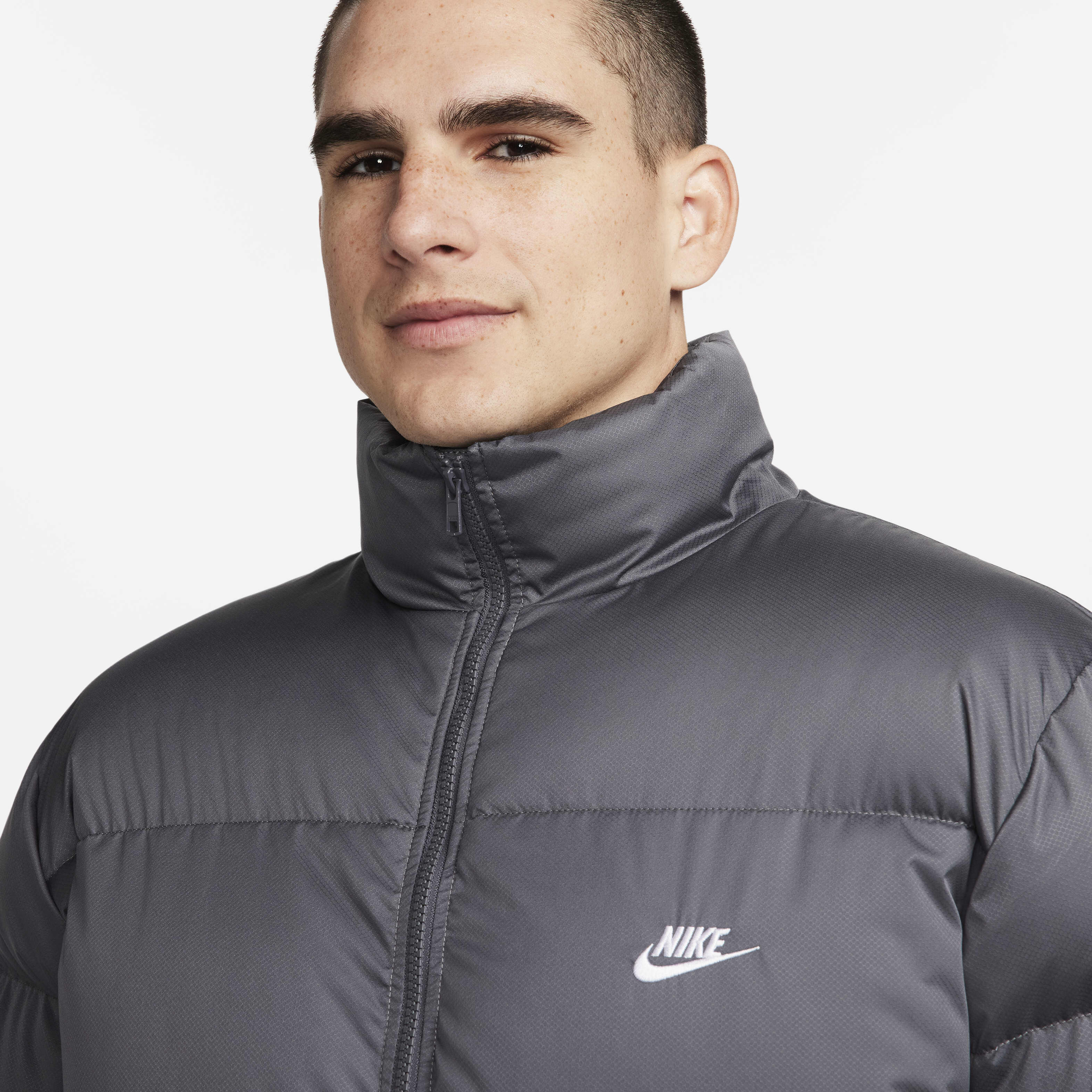 Nike Sportswear Club image number 2