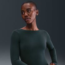 نايكي زينفي