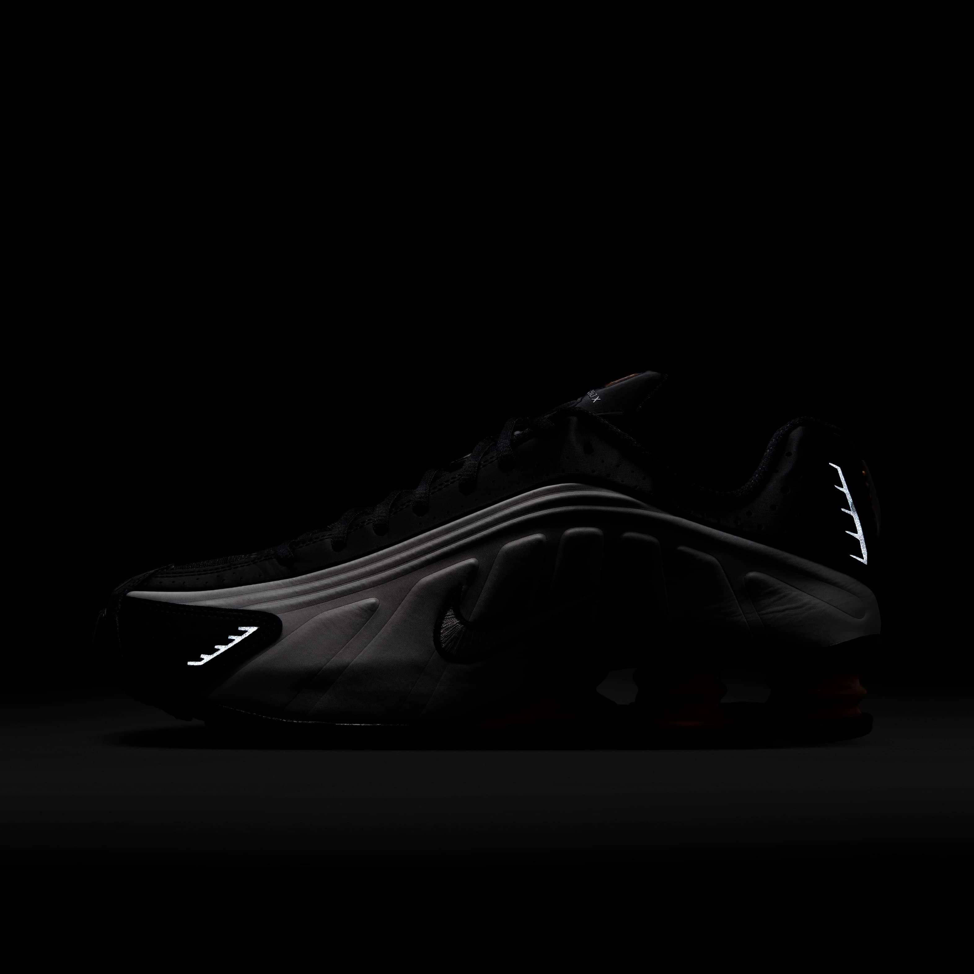 Nike Shox R4 image number 10