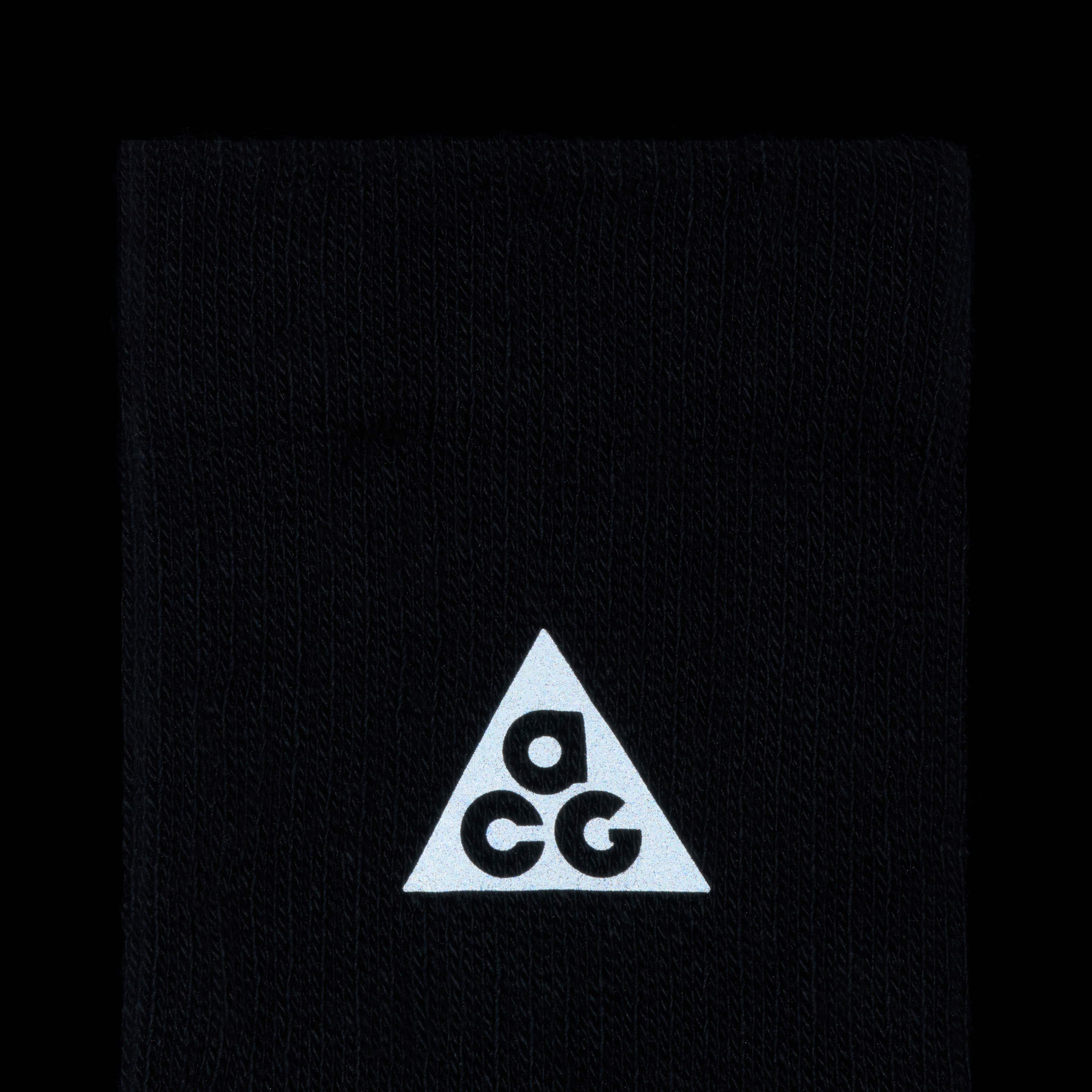 Buy Nike ACG Everyday Elevated Crew Socks (1 Pair) - Black/Dark Smoke ...
