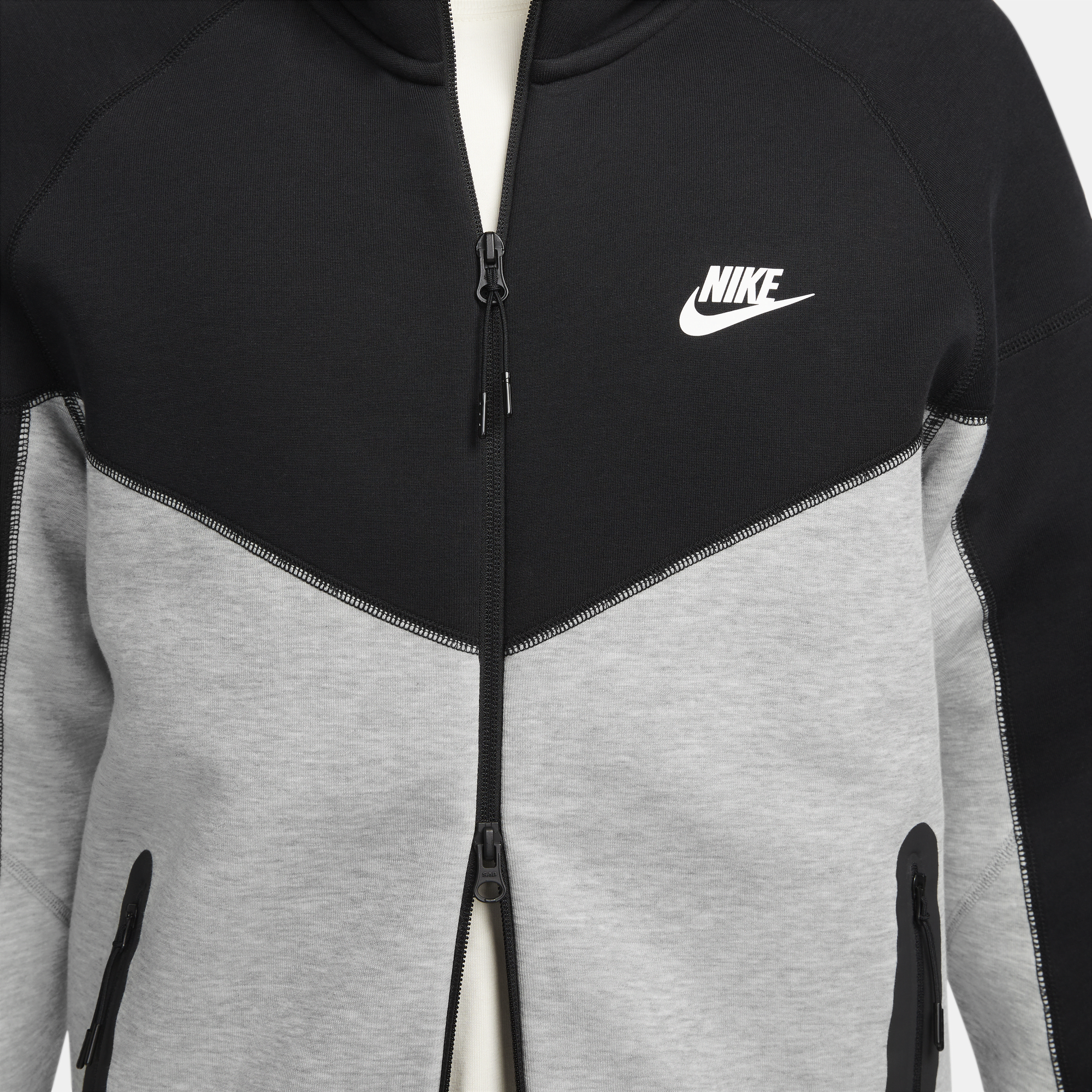 Nike fleece jacket sales