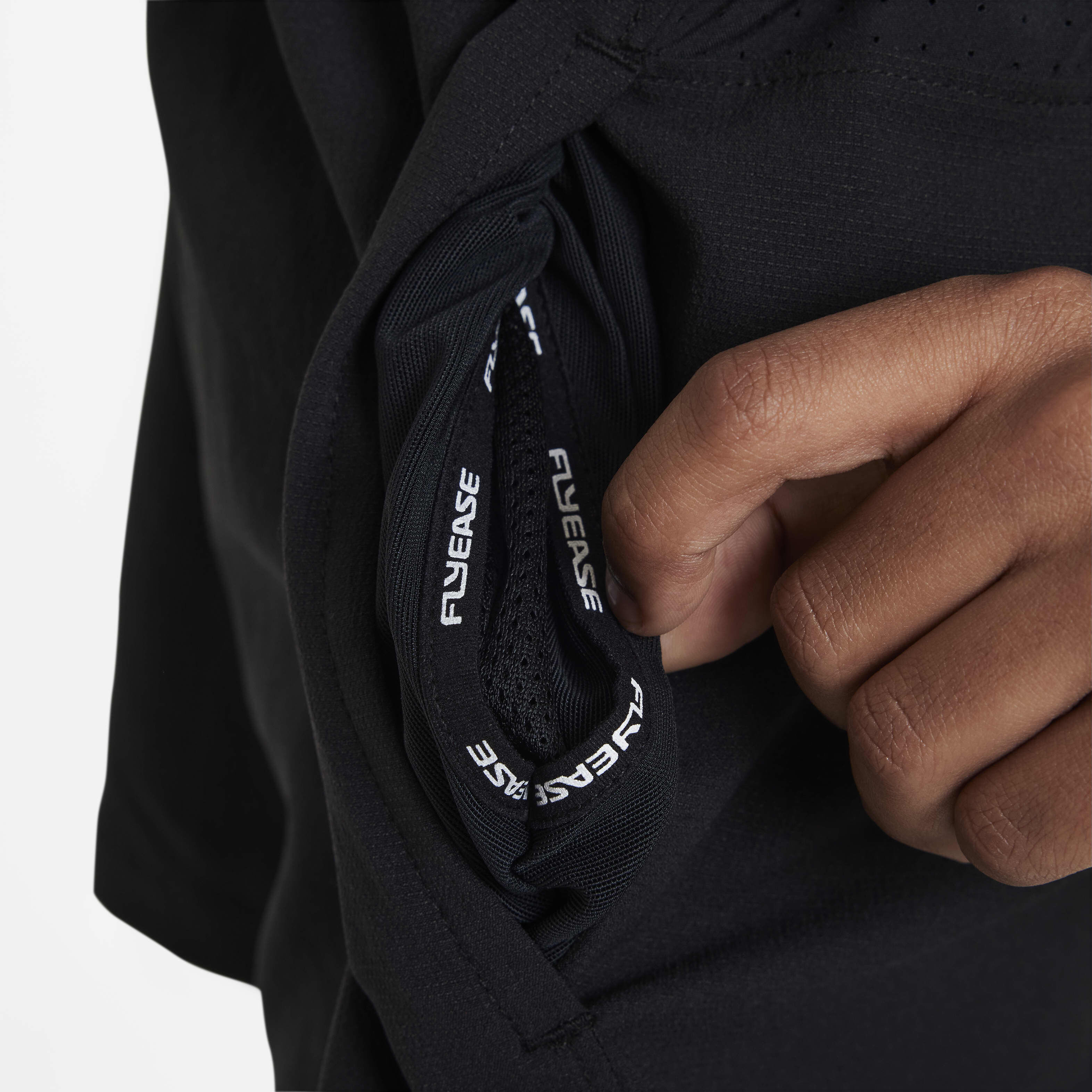 نايكي ملتي تك ايزي اون image number 5