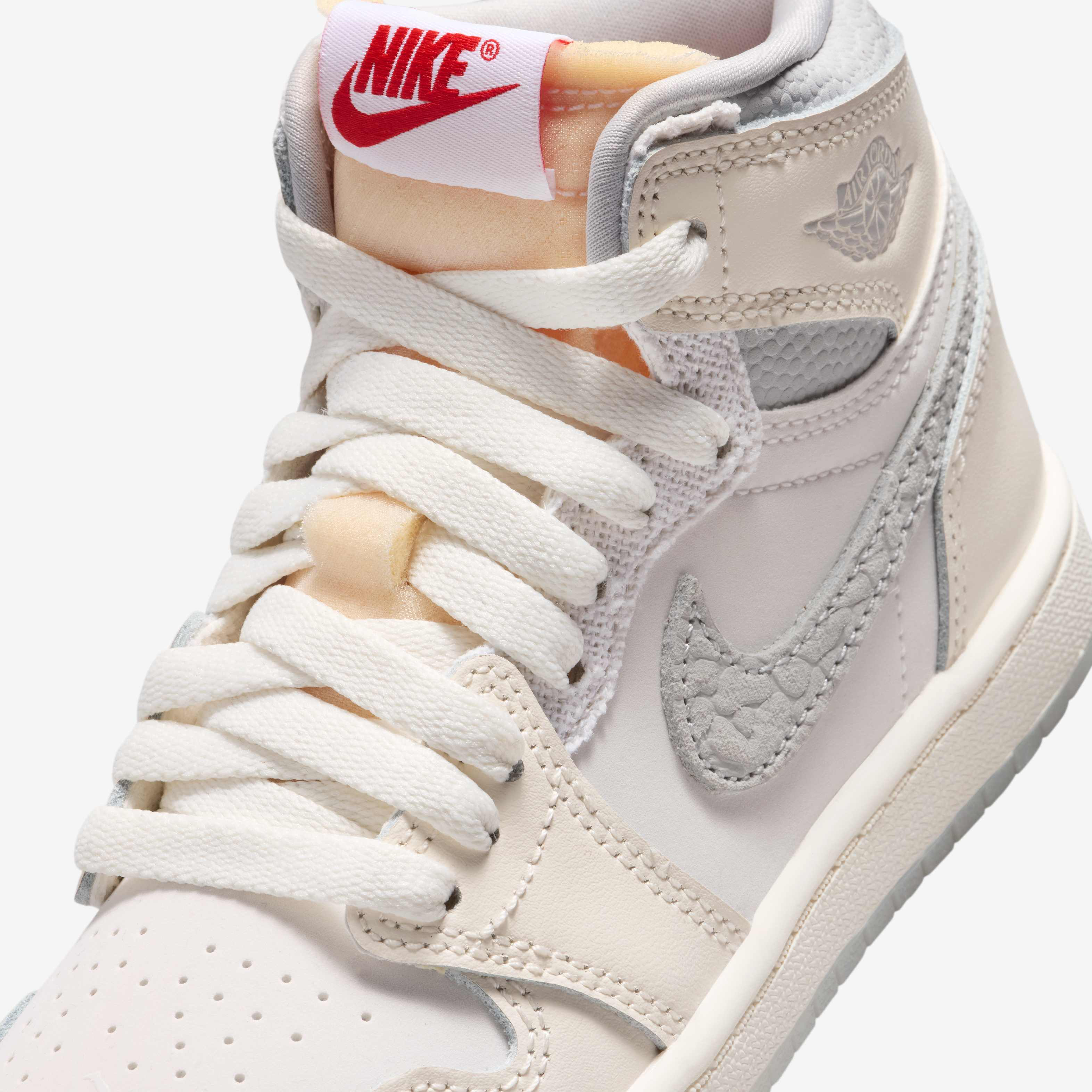 جوردن 1 ريترو هاي OG image number 6