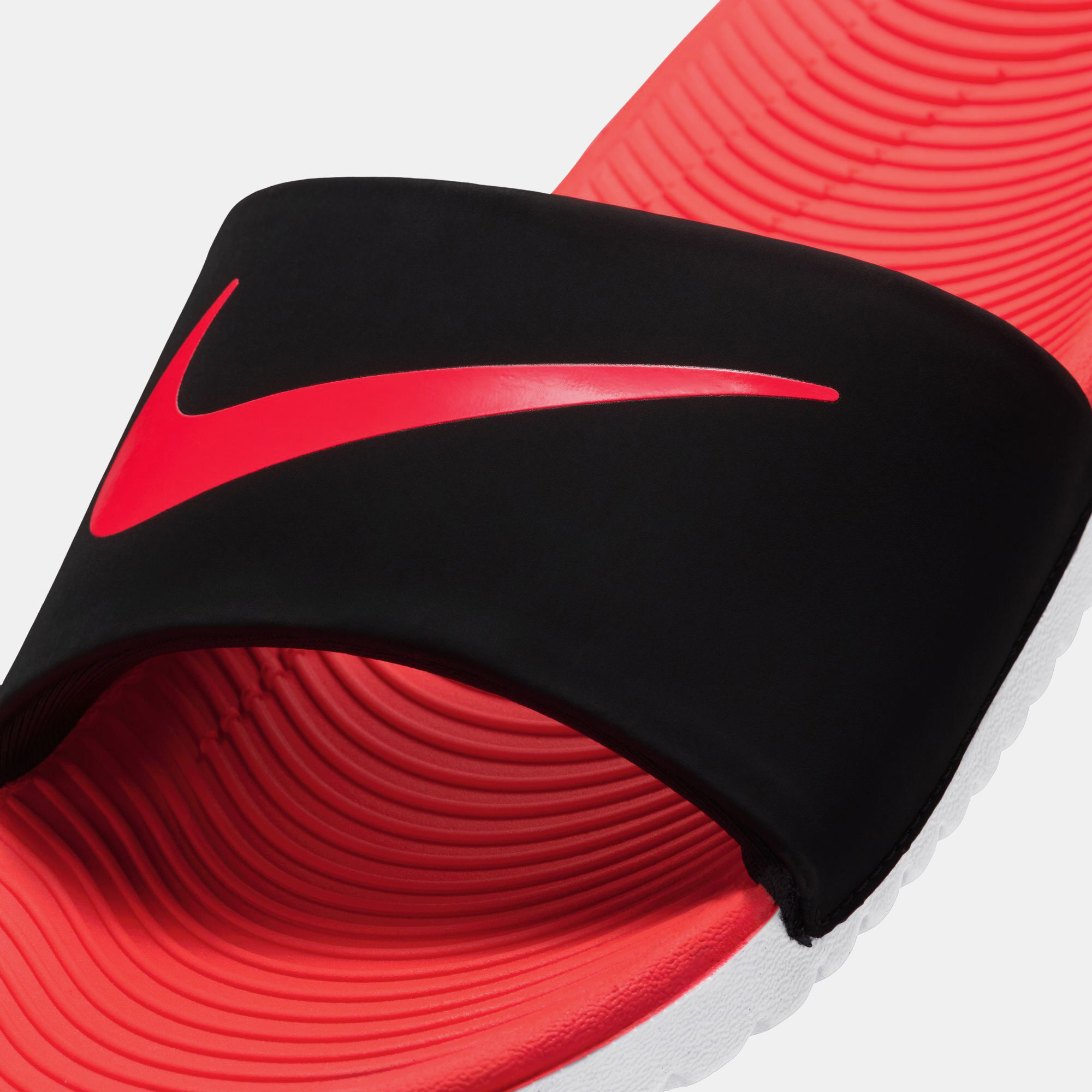 نايكي كاوا image number 8