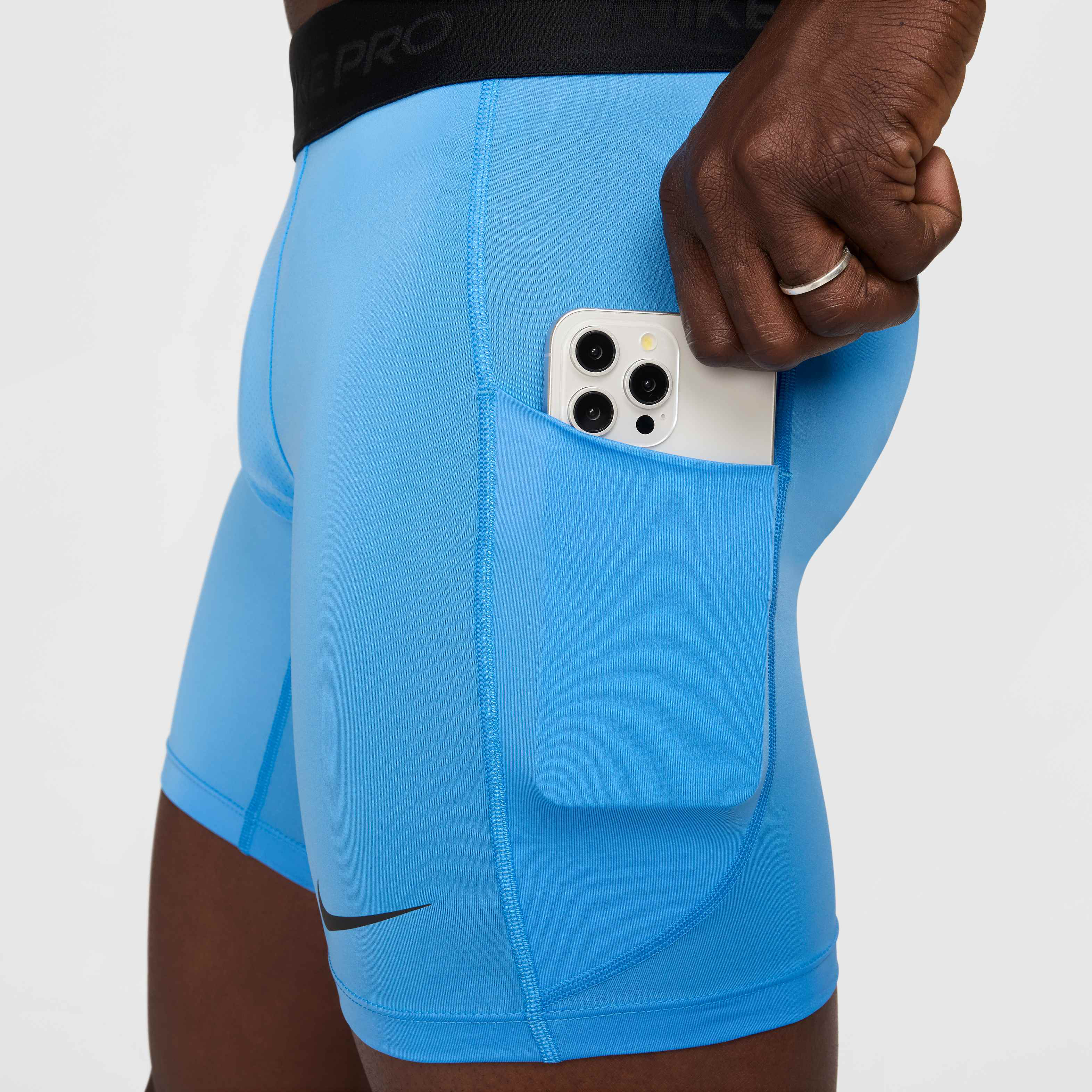 Nike Pro image number 4