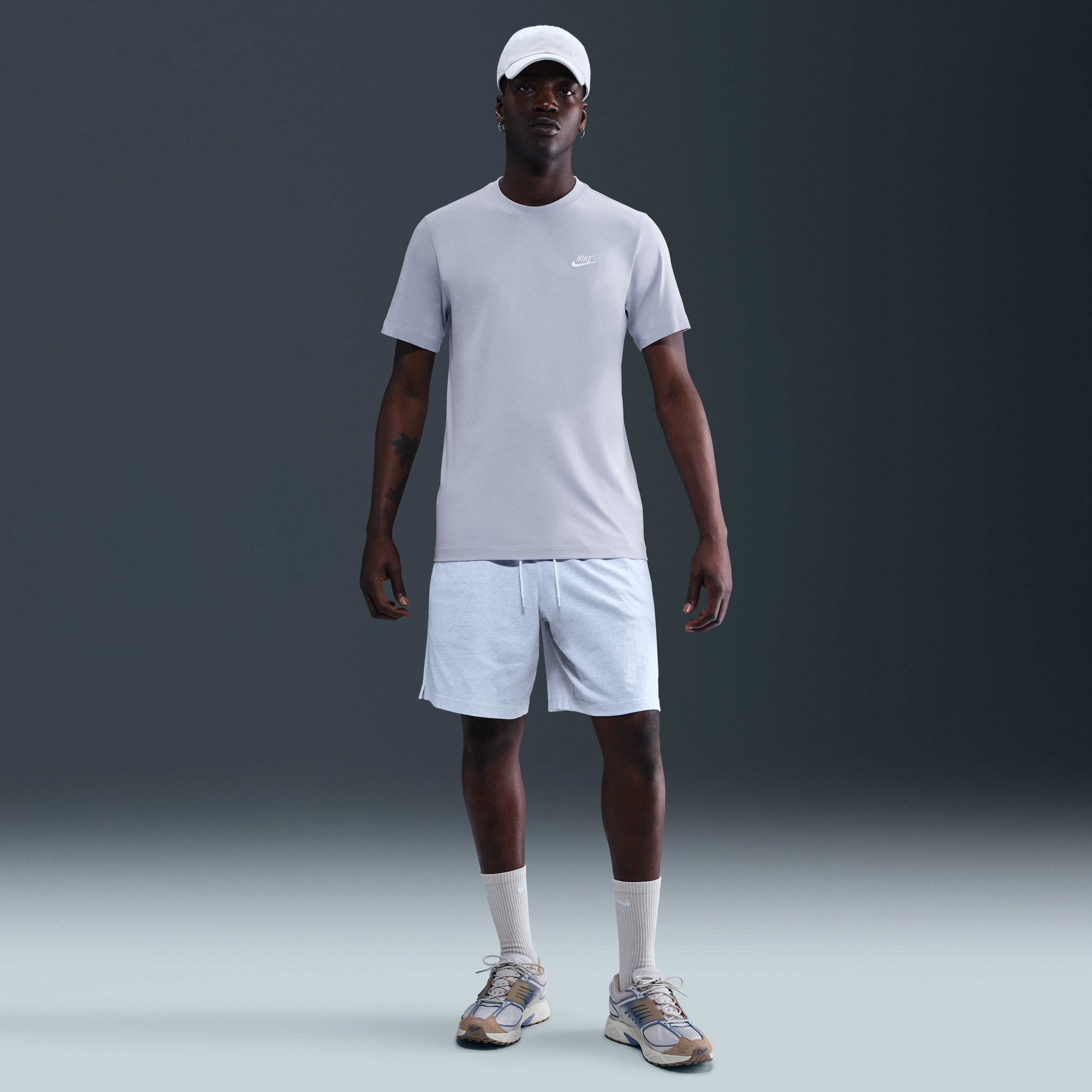 Nike Sportswear Club image number 3